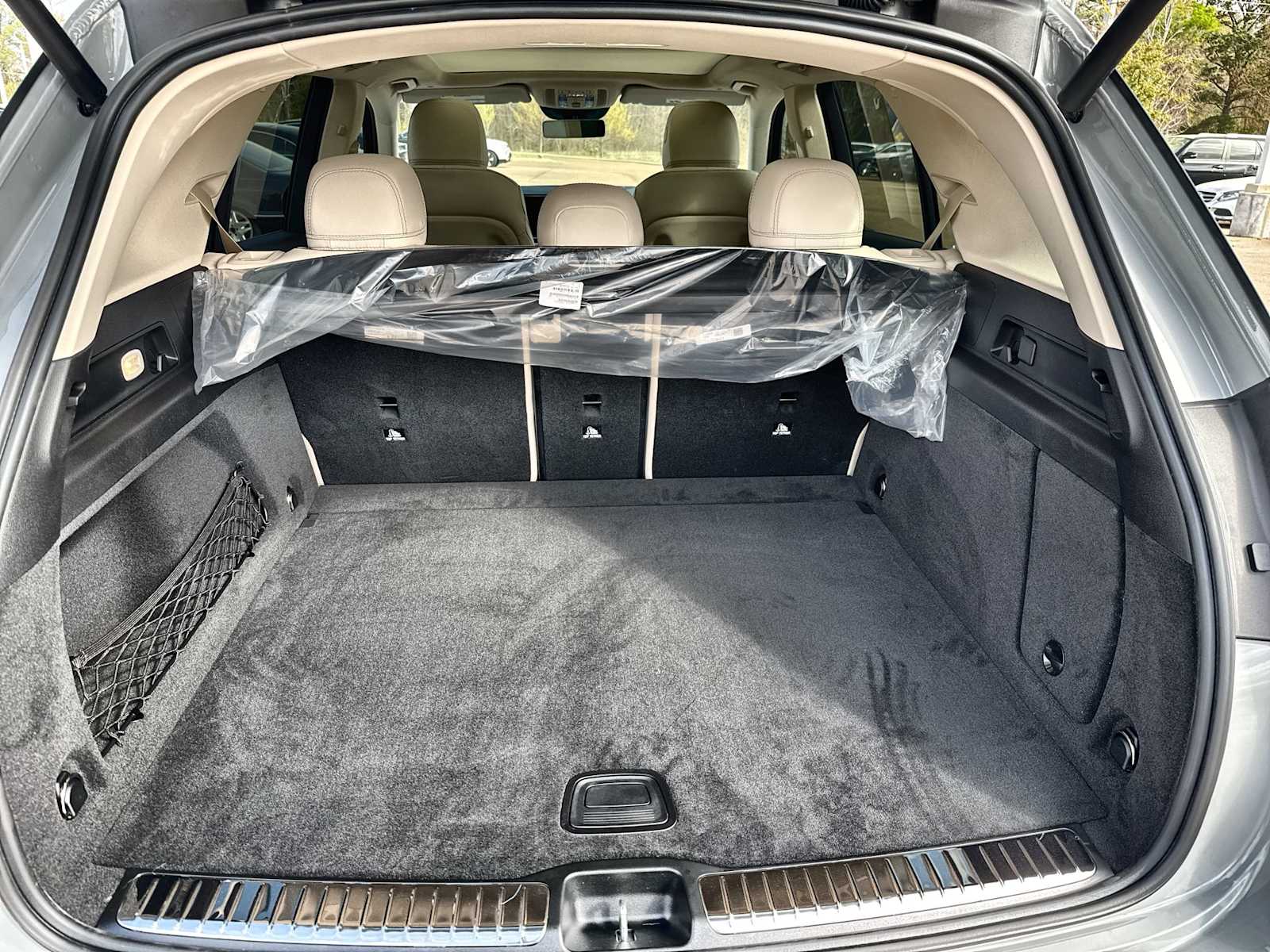 Thumbnail: 2026 Mercedes-Benz GLE - 16