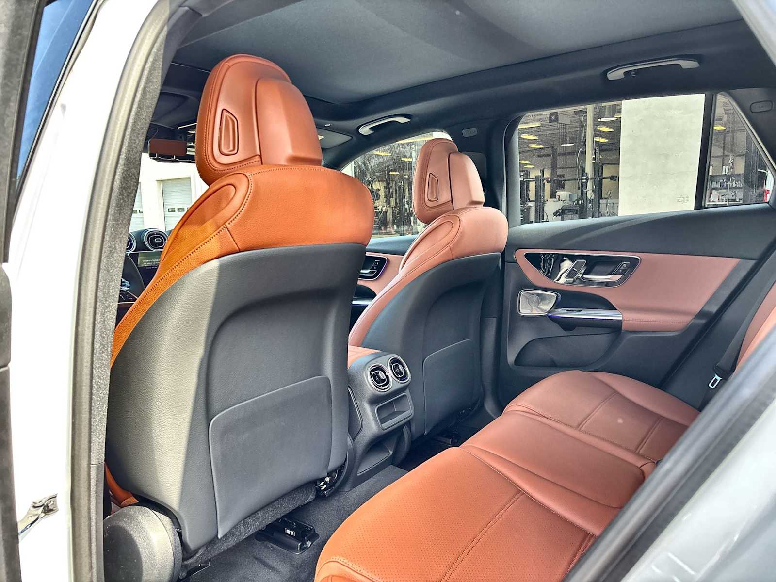 Thumbnail: 2026 Mercedes-Benz GLC - 18