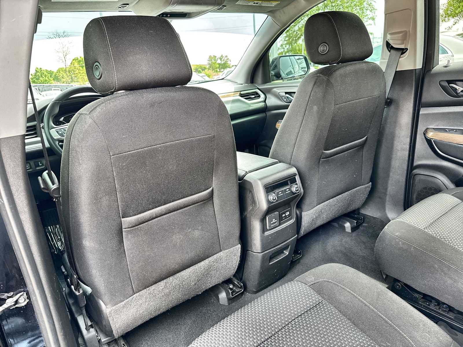 Thumbnail: 2022 GMC Acadia - 18