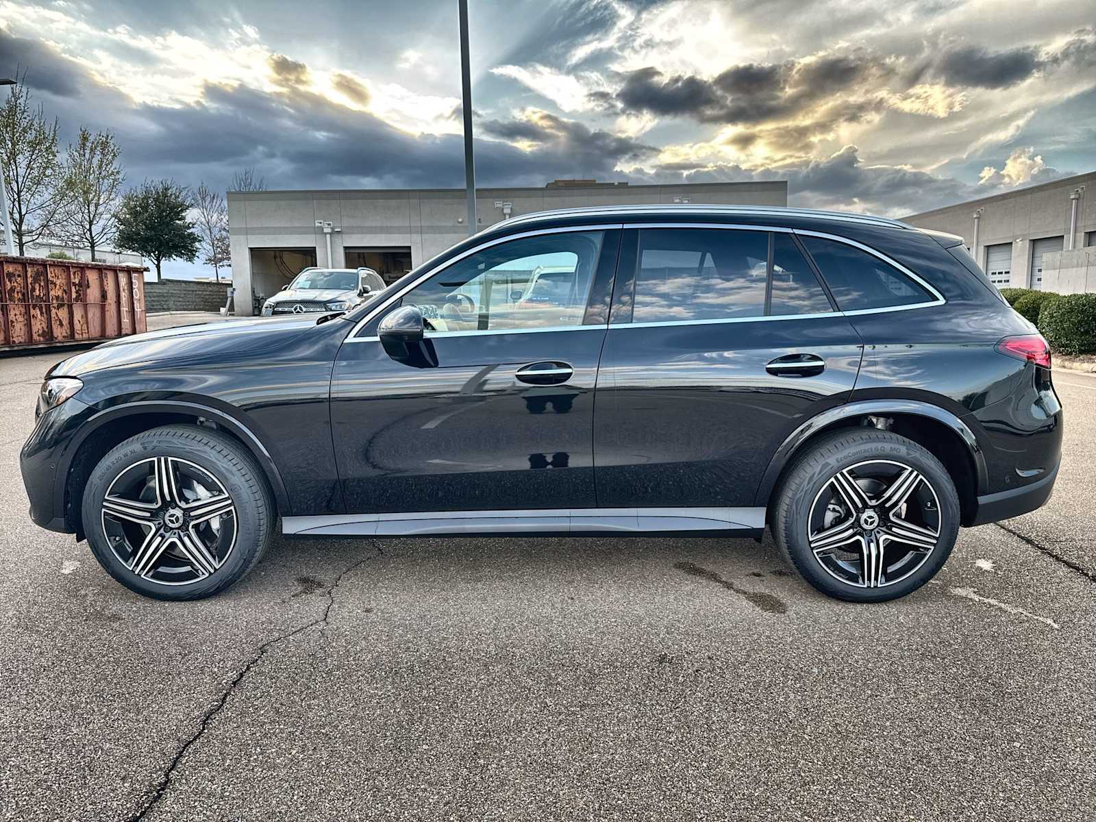 Thumbnail: 2026 Mercedes-Benz GLC - 5
