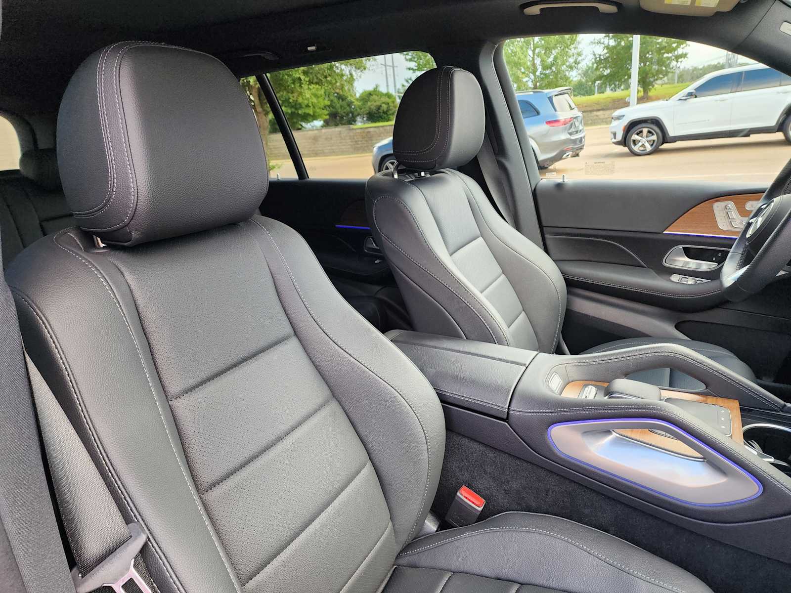 Thumbnail: 2025 Mercedes-Benz GLS - 19