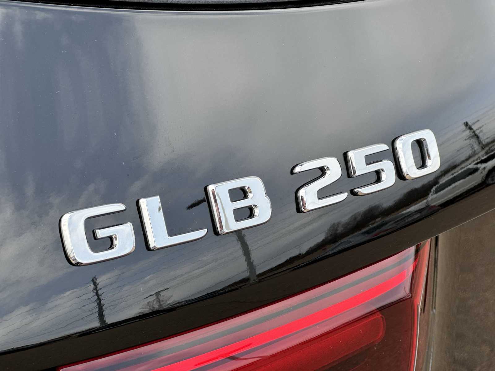 Thumbnail: 2026 Mercedes-Benz GLB - 11