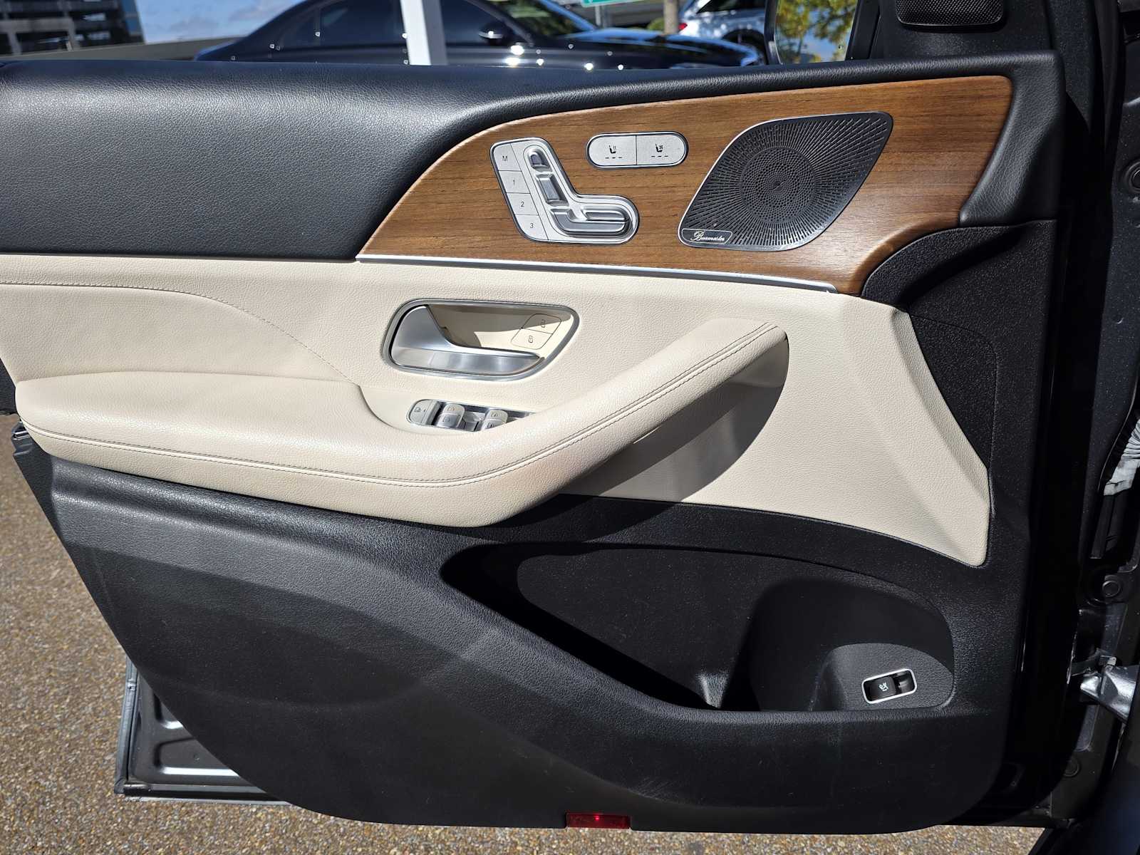 Thumbnail: 2022 Mercedes-Benz GLS - 19