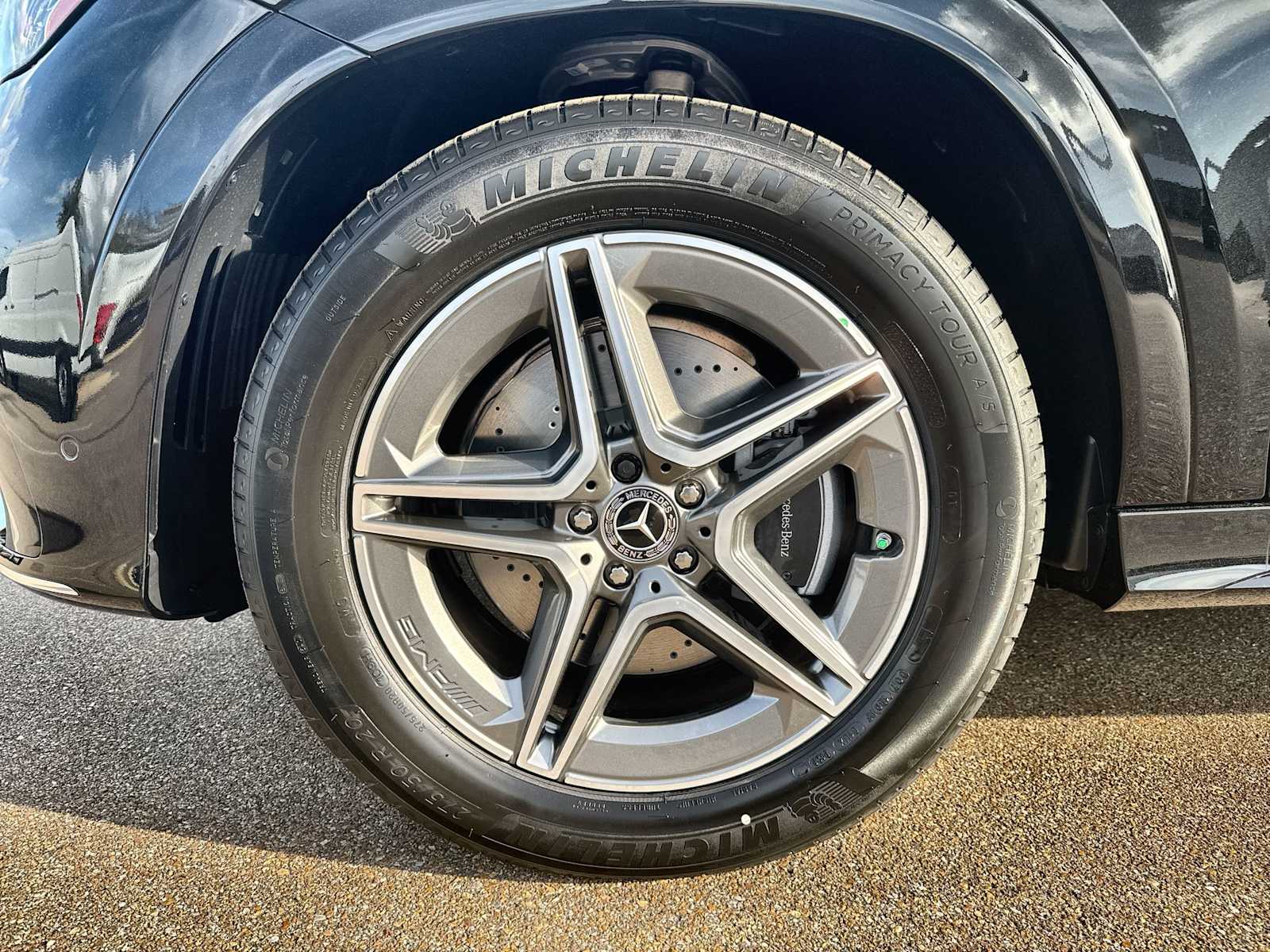 Thumbnail: 2026 Mercedes-Benz GLE - 14