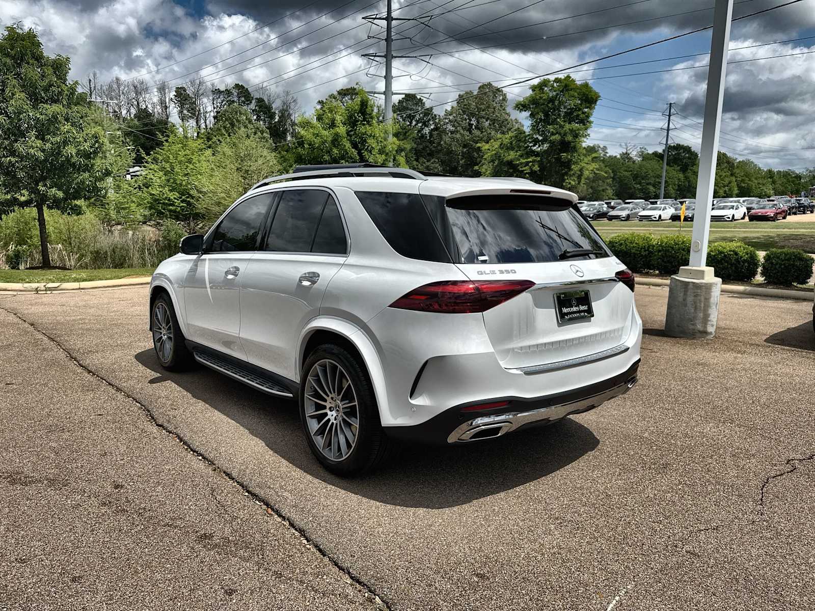 Thumbnail: 2026 Mercedes-Benz GLE - 6