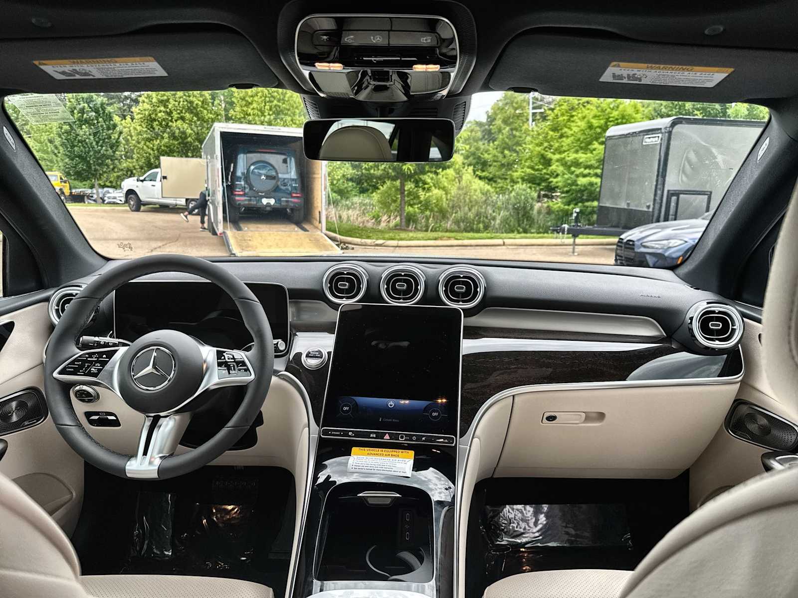 Thumbnail: 2026 Mercedes-Benz GLC - 20