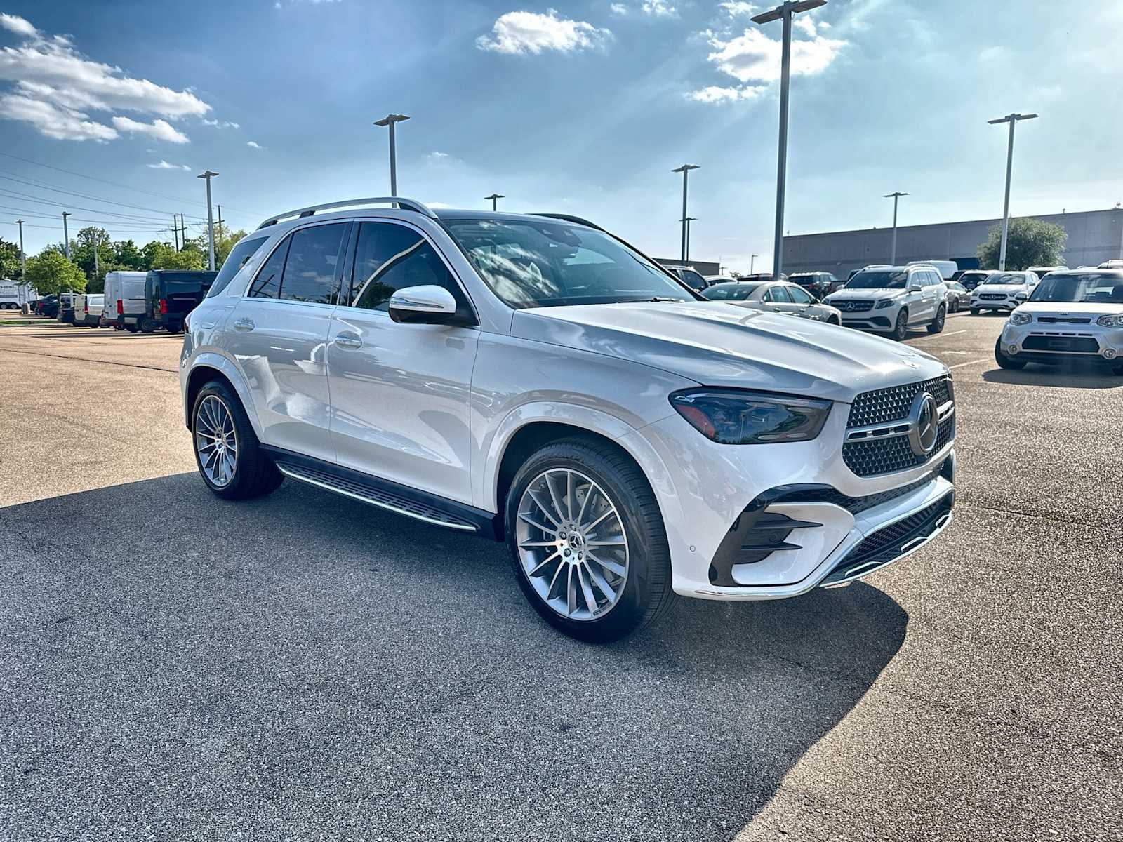 Thumbnail: 2026 Mercedes-Benz GLE - 11