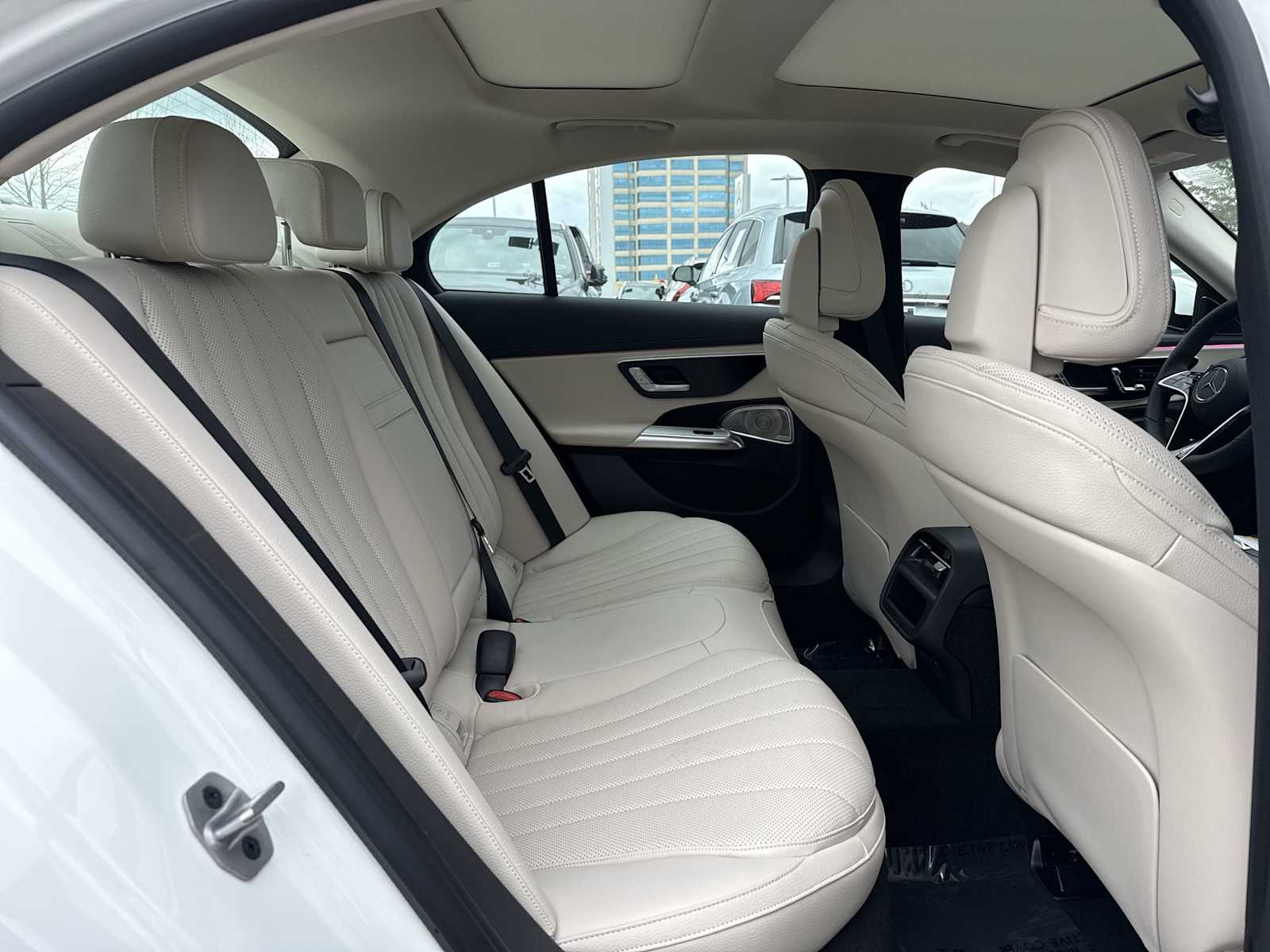 Thumbnail: 2026 Mercedes-Benz E-Class - 19