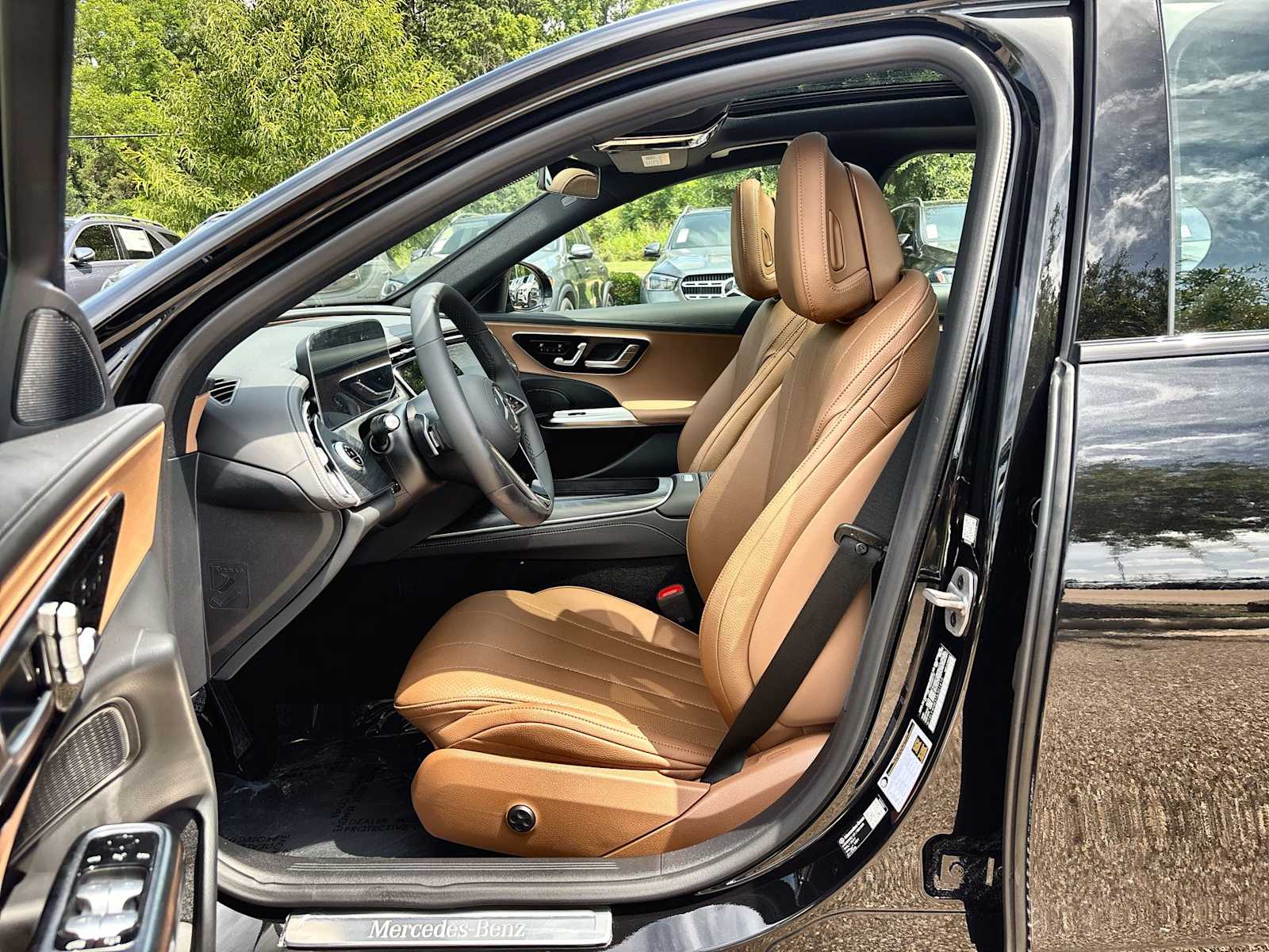 Thumbnail: 2026 Mercedes-Benz E-Class - 2
