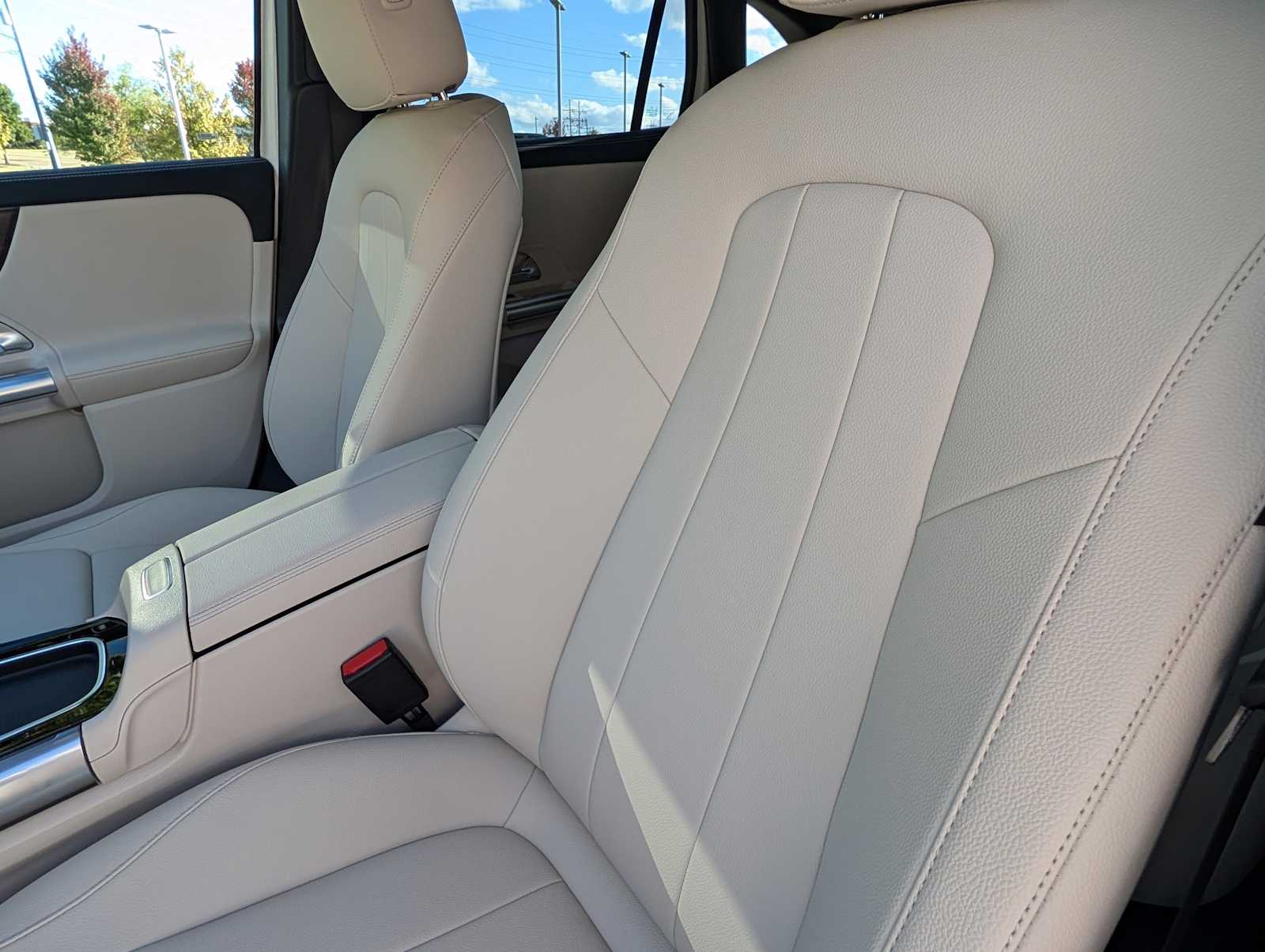 Thumbnail: 2026 Mercedes-Benz GLA - 16