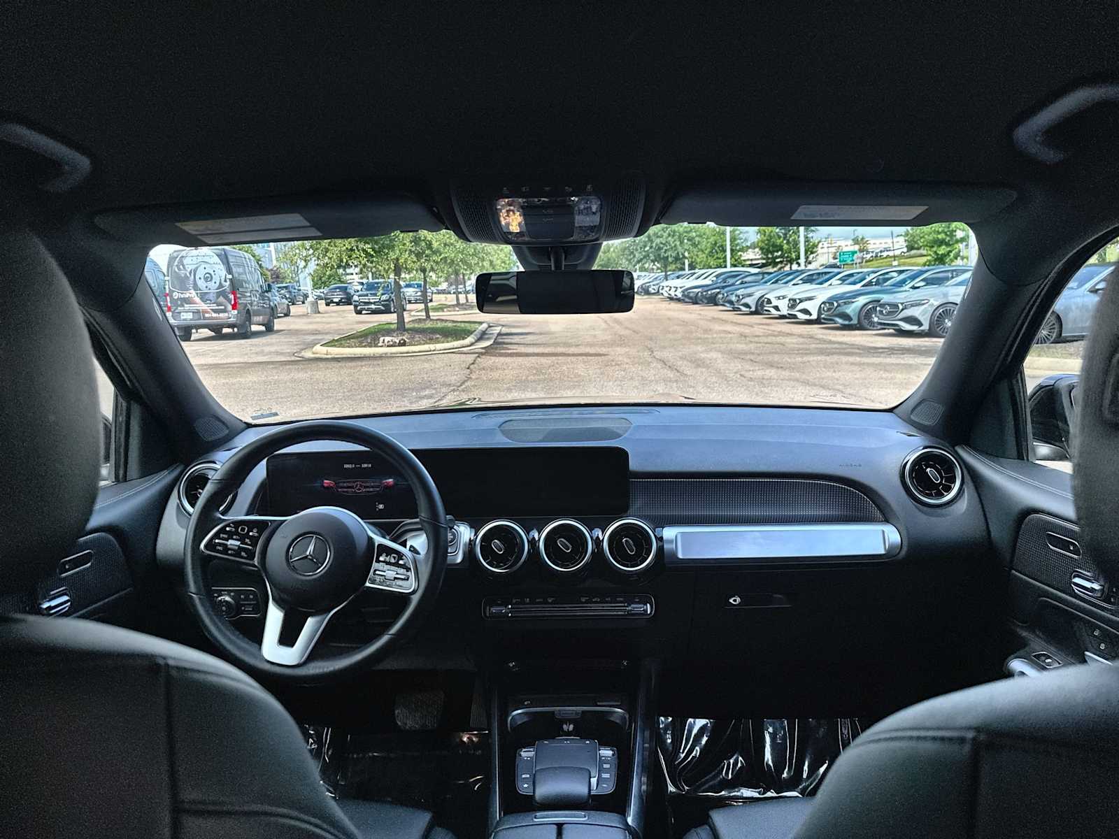 Thumbnail: 2023 Mercedes-Benz GLB - 20