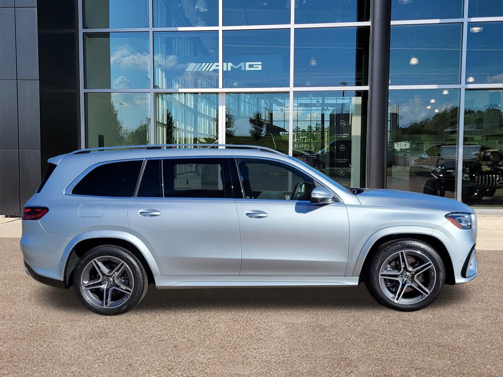 Thumbnail: 2025 Mercedes-Benz GLS - 26