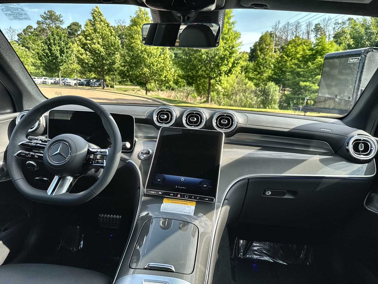 Thumbnail: 2026 Mercedes-Benz GLC - 20