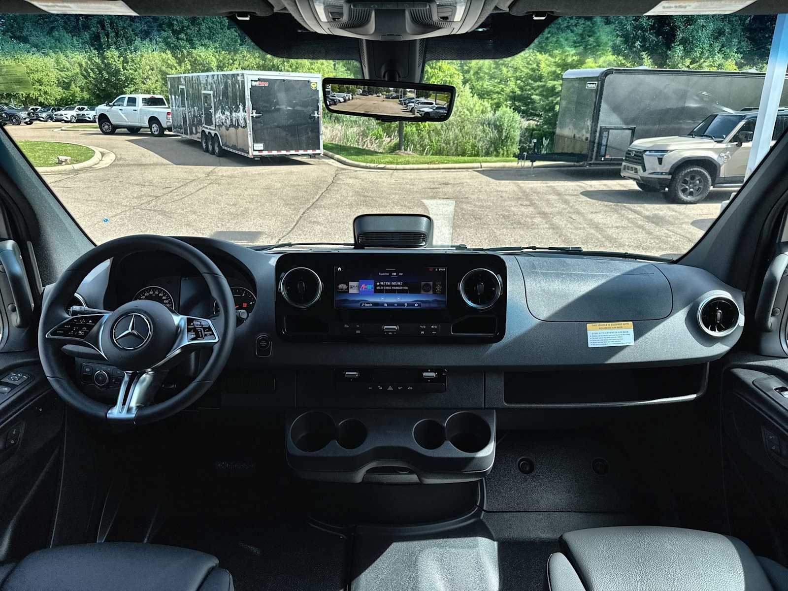 Thumbnail: 2026 Mercedes-Benz Sprinter - 18
