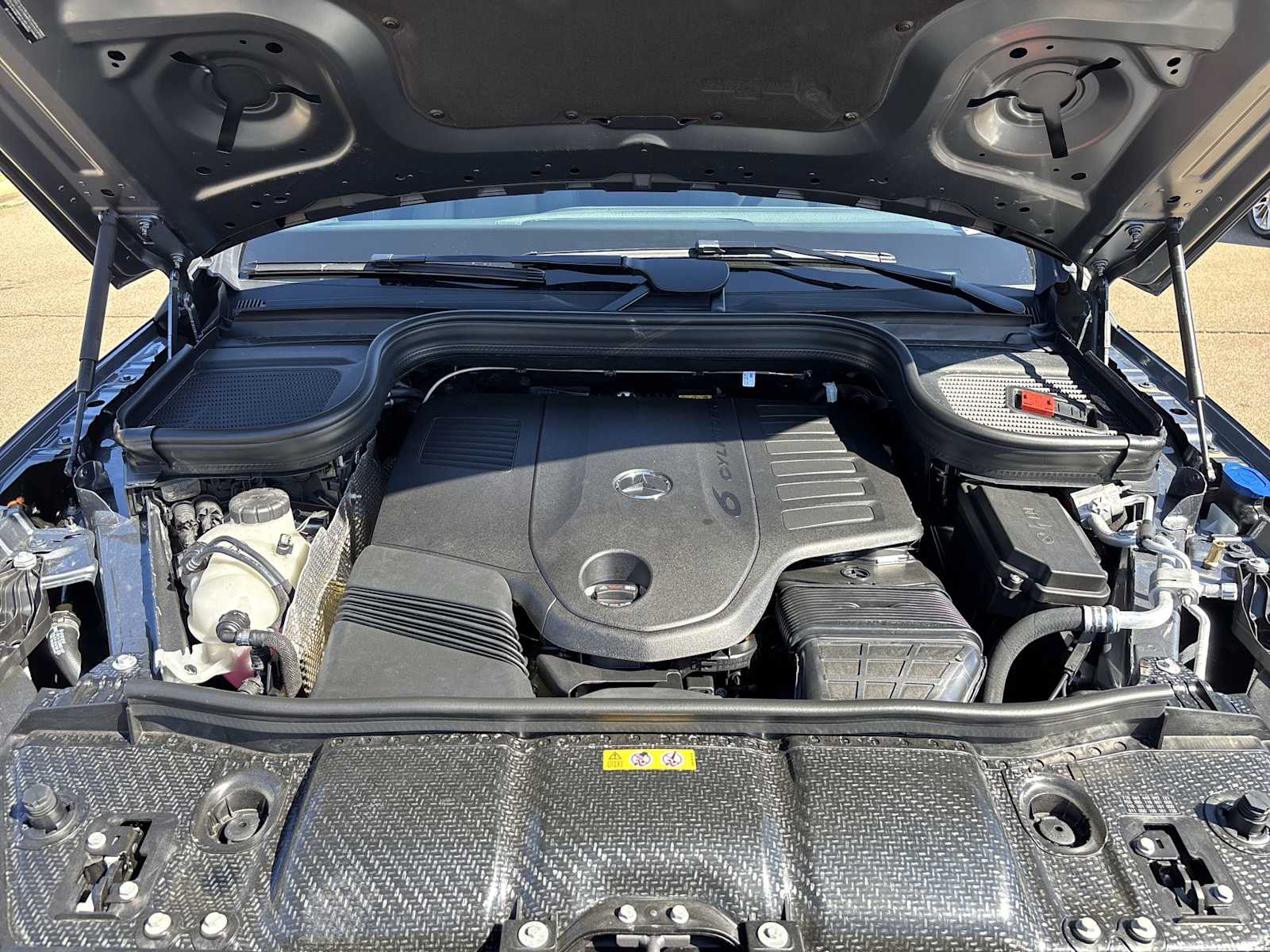 Thumbnail: 2026 Mercedes-Benz GLE - 12