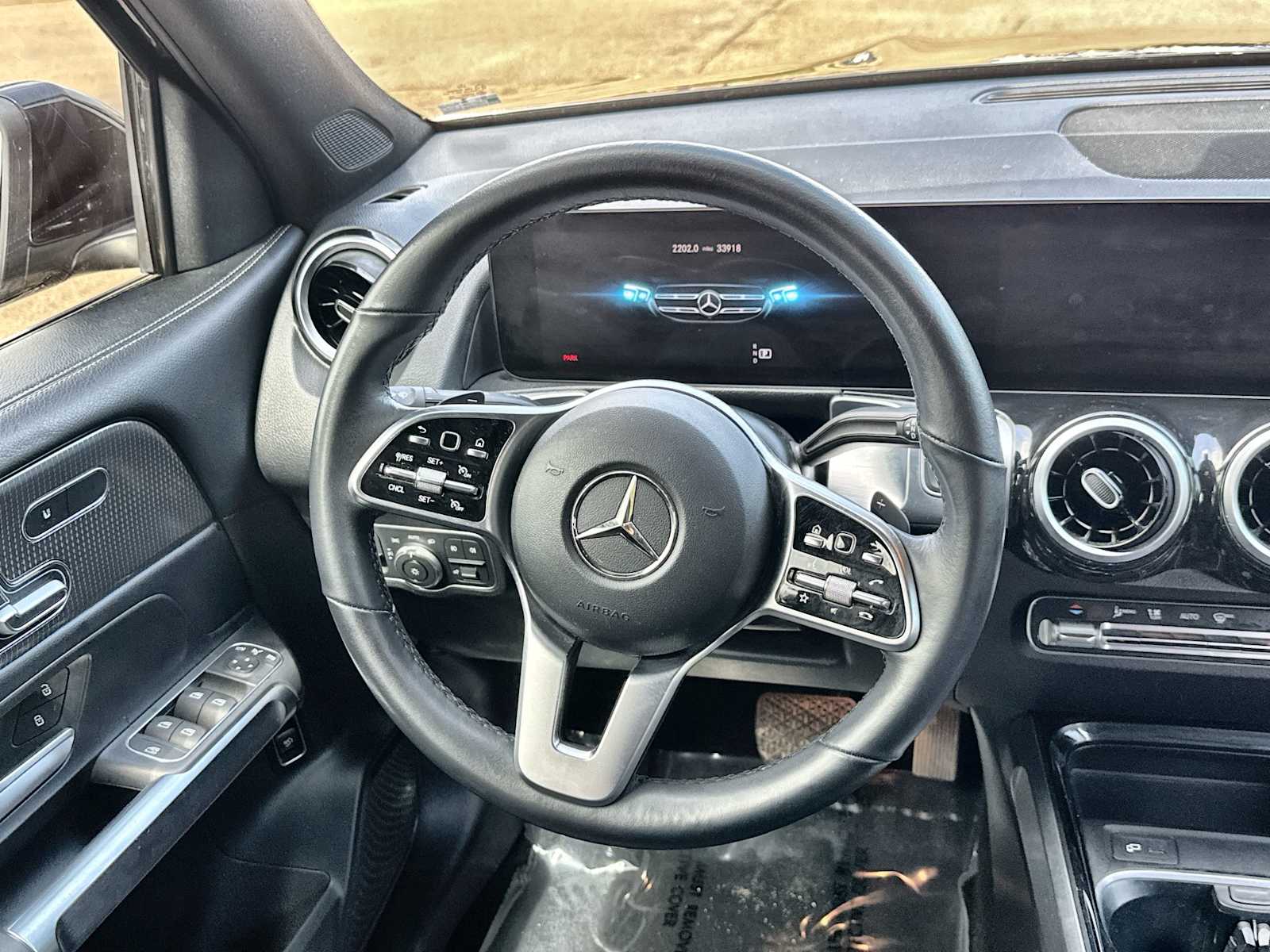 Thumbnail: 2023 Mercedes-Benz GLB - 21
