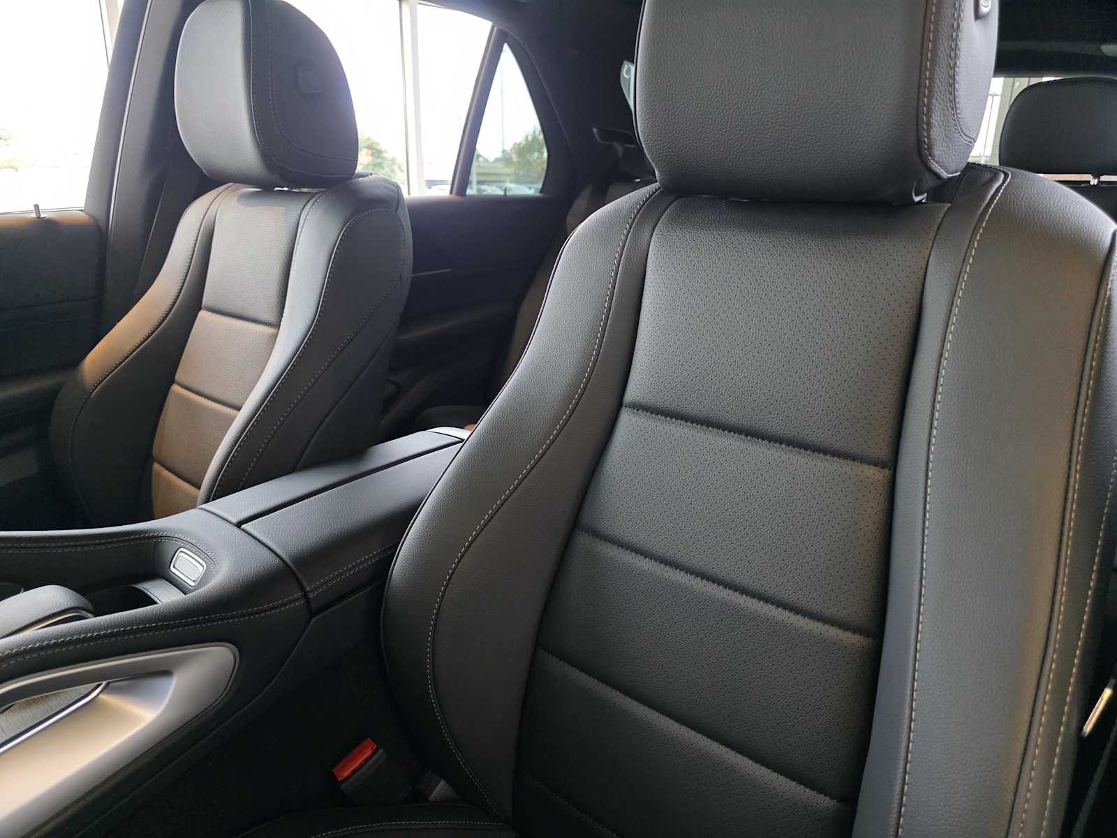 Thumbnail: 2026 Mercedes-Benz GLE - 11