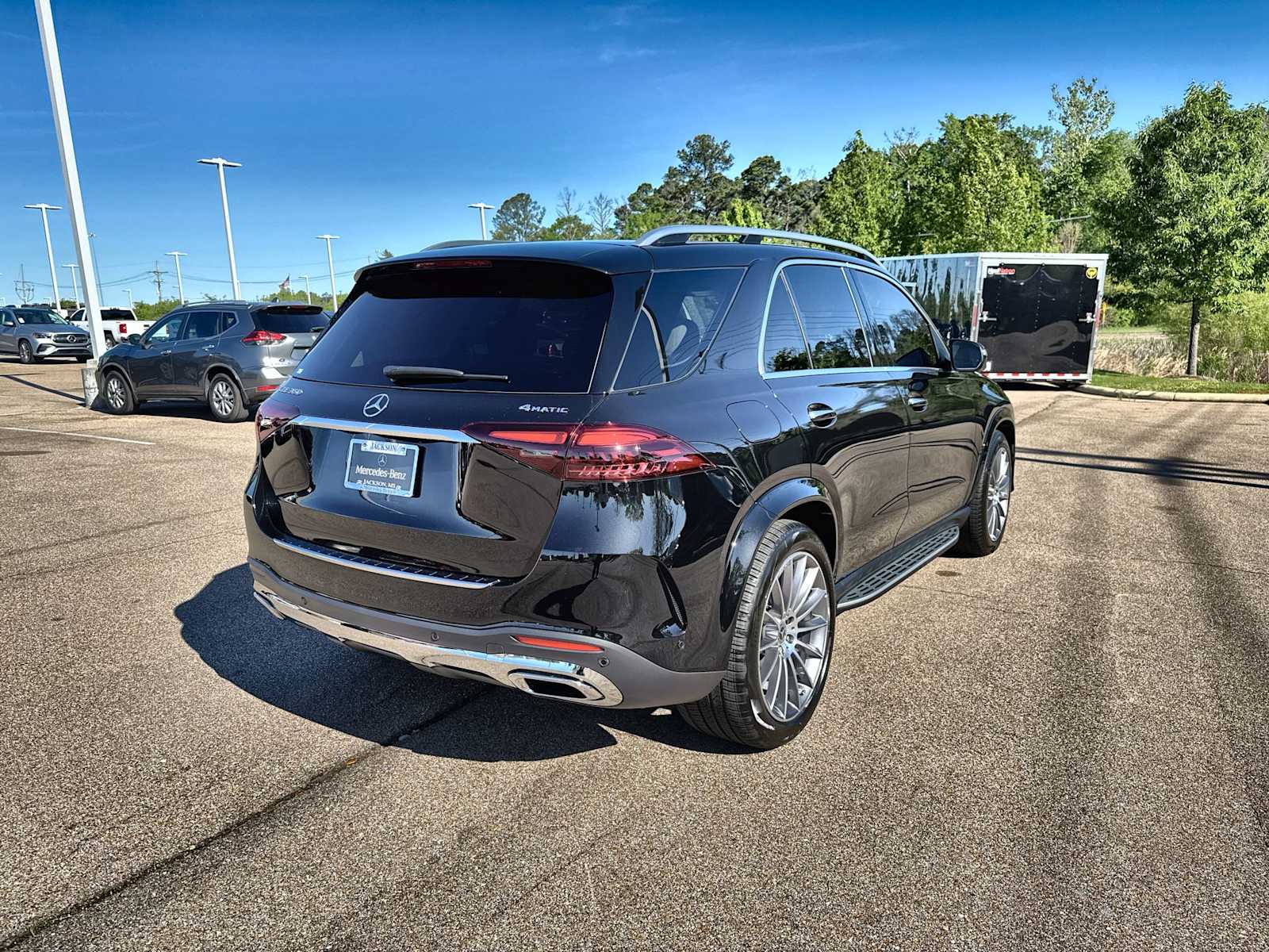 Thumbnail: 2026 Mercedes-Benz GLE - 8