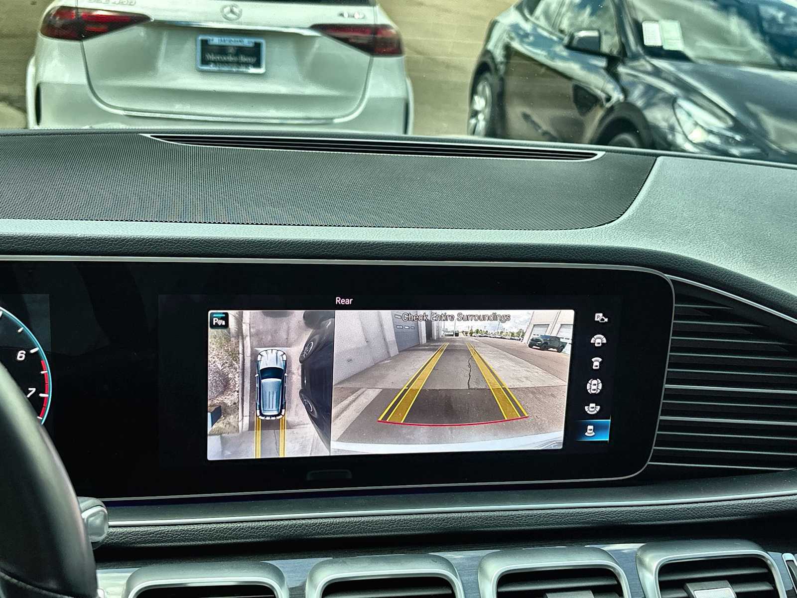 Thumbnail: 2021 Mercedes-Benz GLE - 27