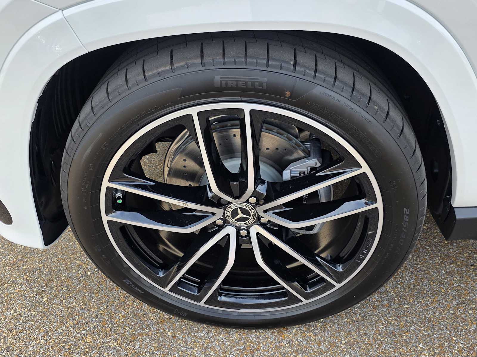 Thumbnail: 2026 Mercedes-Benz GLS - 26