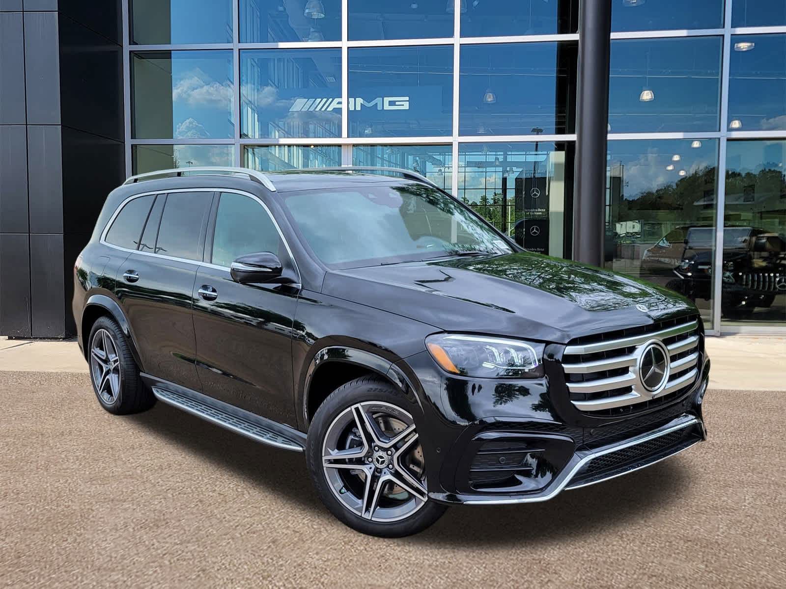 2025 Mercedes Benz GLS 450 4MATIC photo 2