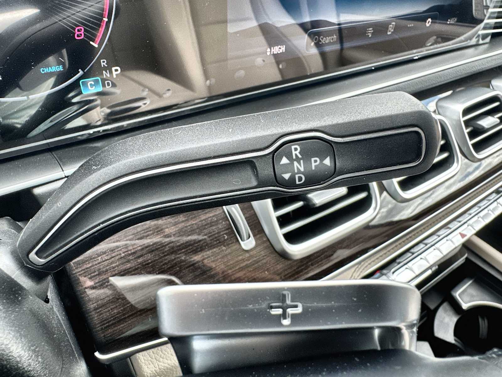Thumbnail: 2026 Mercedes-Benz GLE - 23