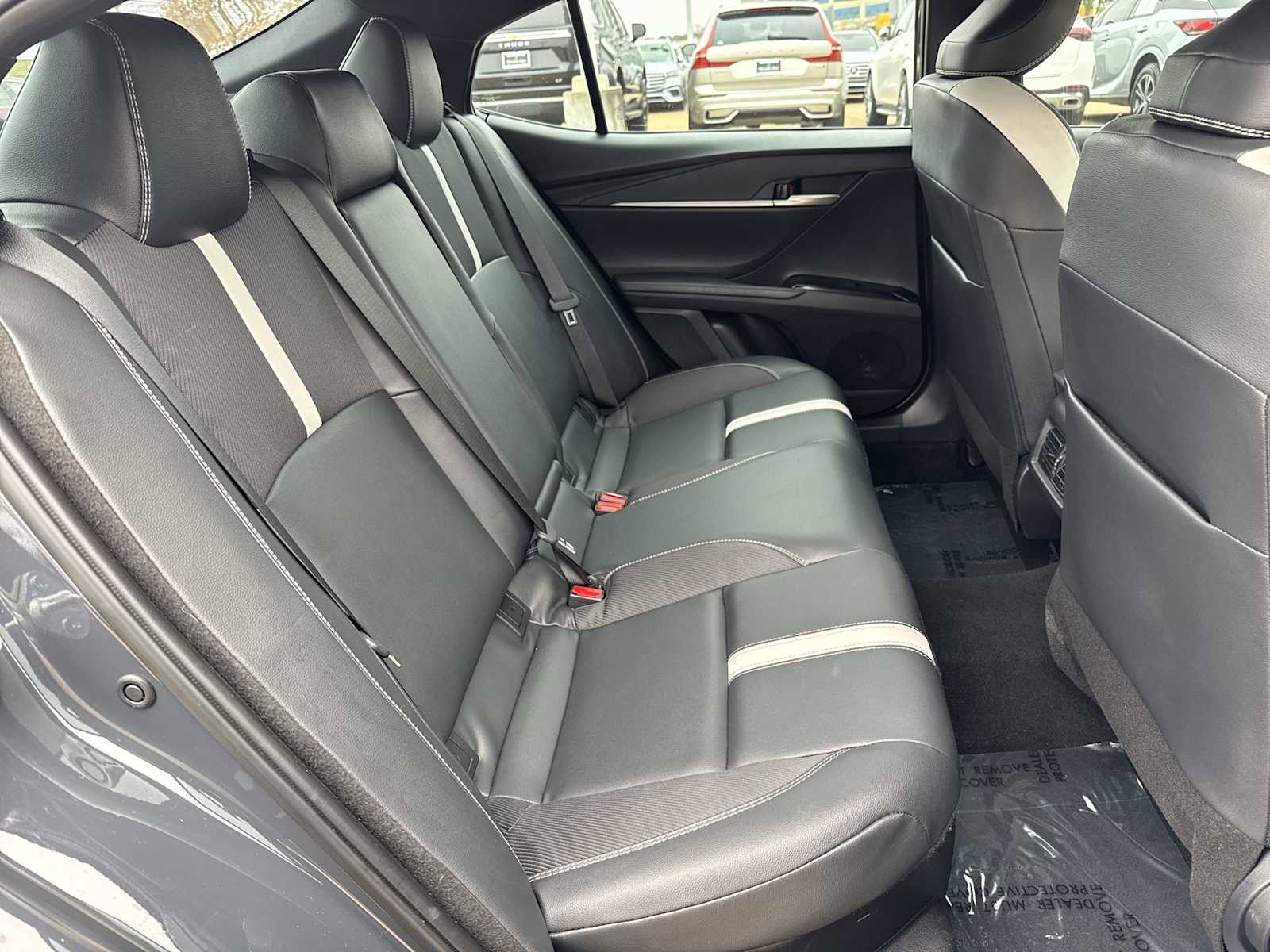 Thumbnail: 2025 Toyota Camry - 18