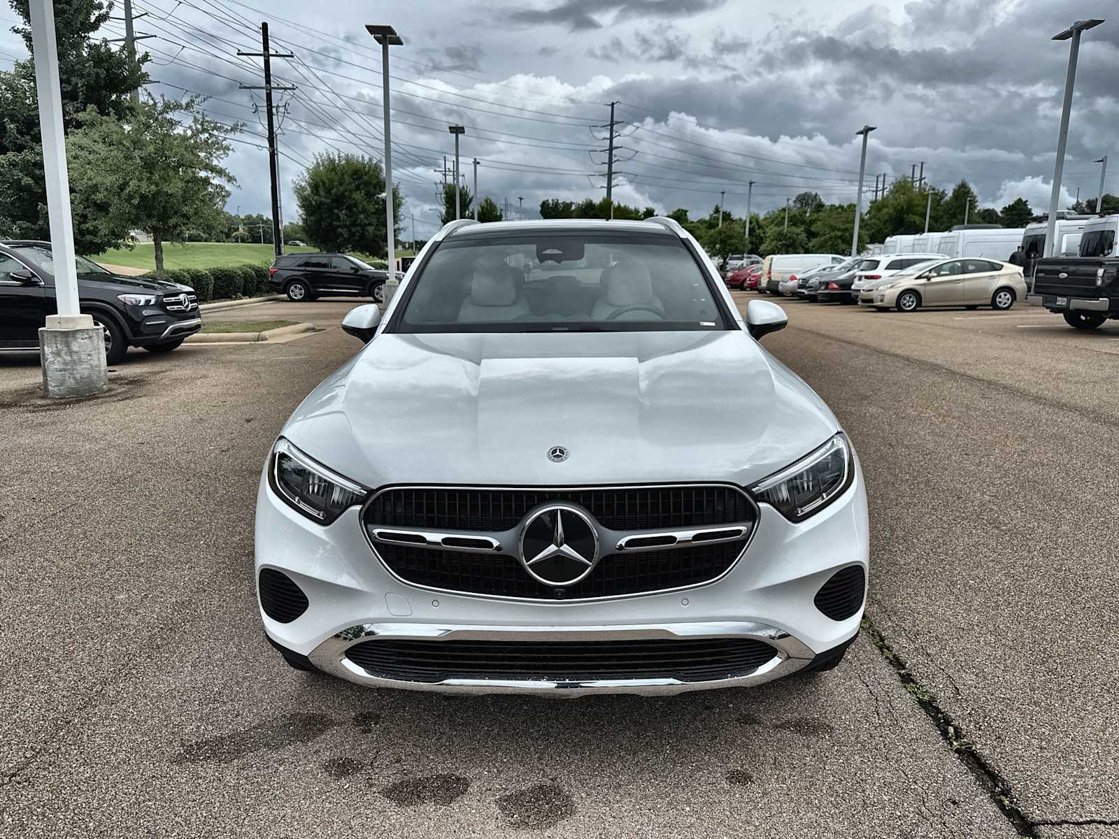 Thumbnail: 2026 Mercedes-Benz GLC - 12