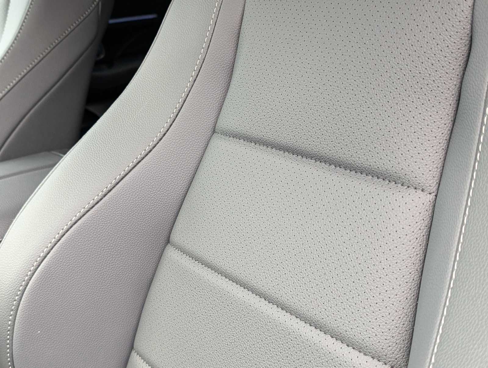 Thumbnail: 2026 Mercedes-Benz GLE - 17