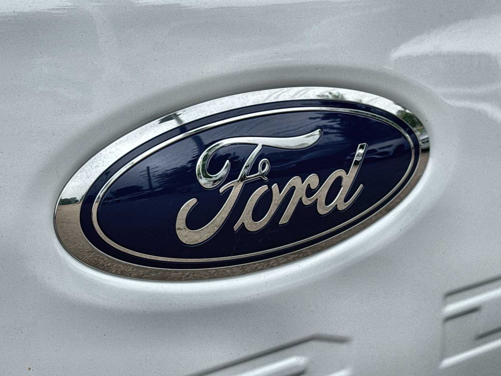 Thumbnail: 2023 Ford Econoline - 16