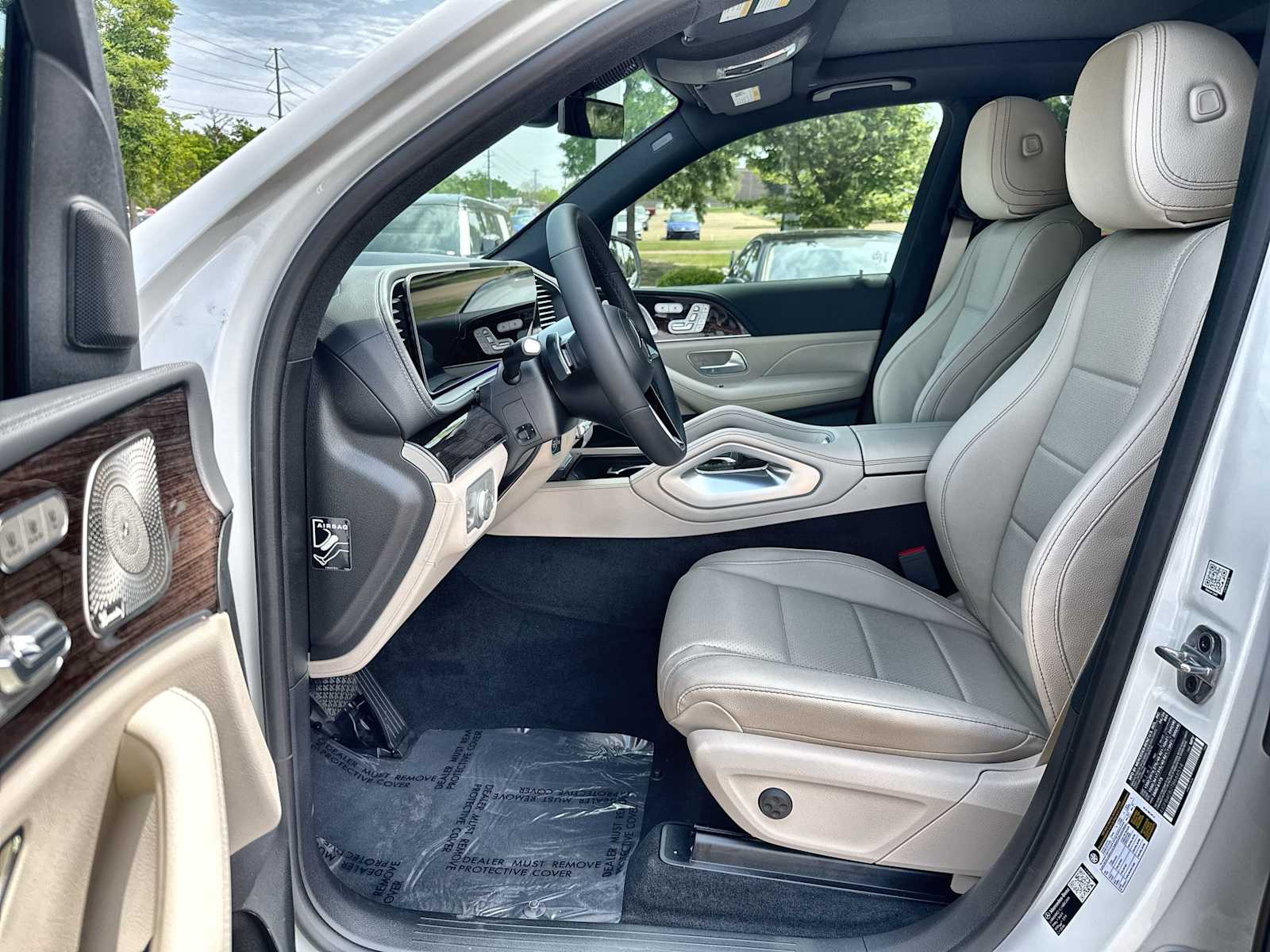 Thumbnail: 2026 Mercedes-Benz GLE - 2