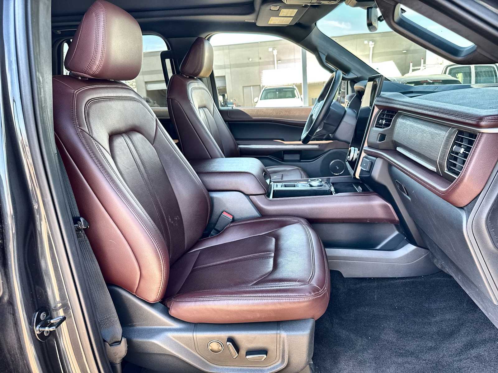 Thumbnail: 2022 Ford Expedition MAX - 9