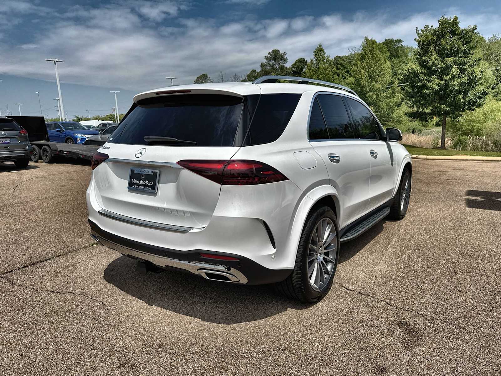 Thumbnail: 2026 Mercedes-Benz GLE - 8