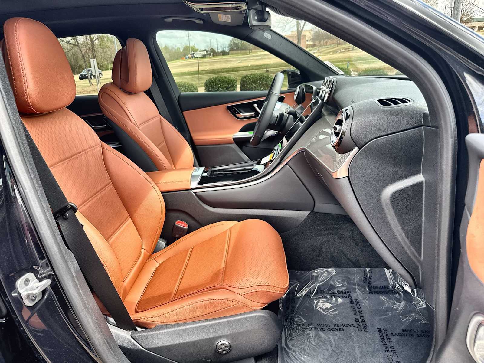 Thumbnail: 2026 Mercedes-Benz GLC - 9