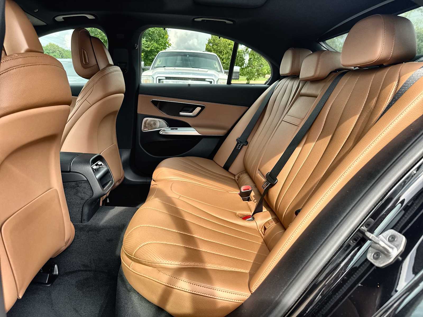 Thumbnail: 2026 Mercedes-Benz E-Class - 4