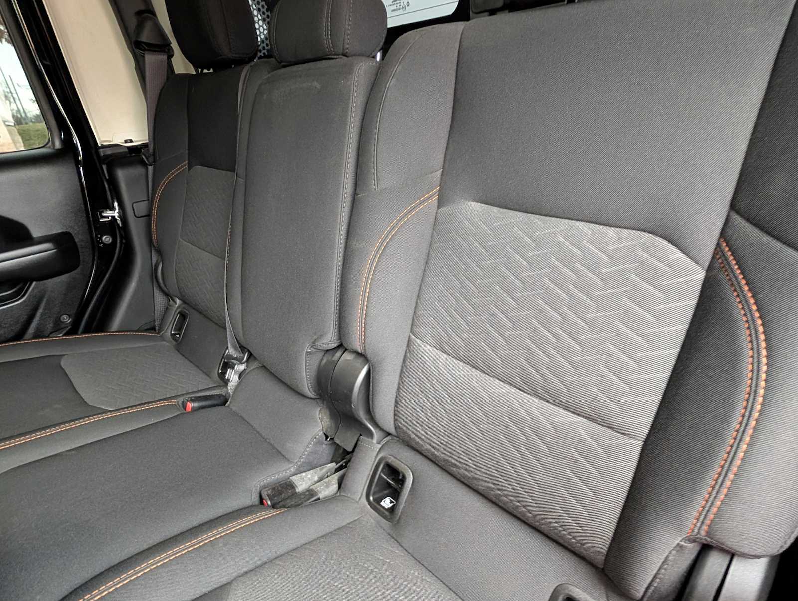 Thumbnail: 2021 Jeep Gladiator - 28