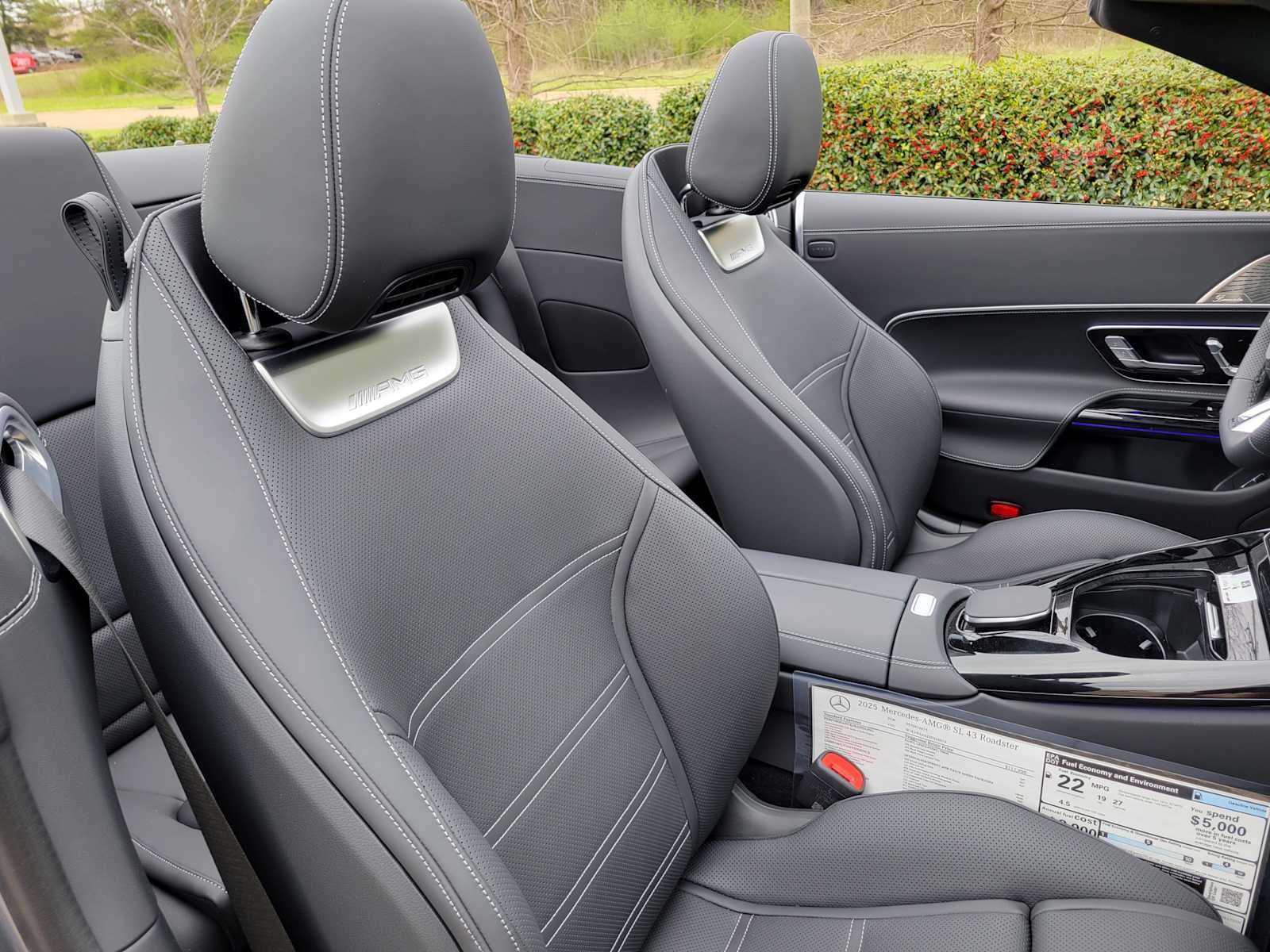 Thumbnail: 2025 Mercedes-Benz SL-Class - 23