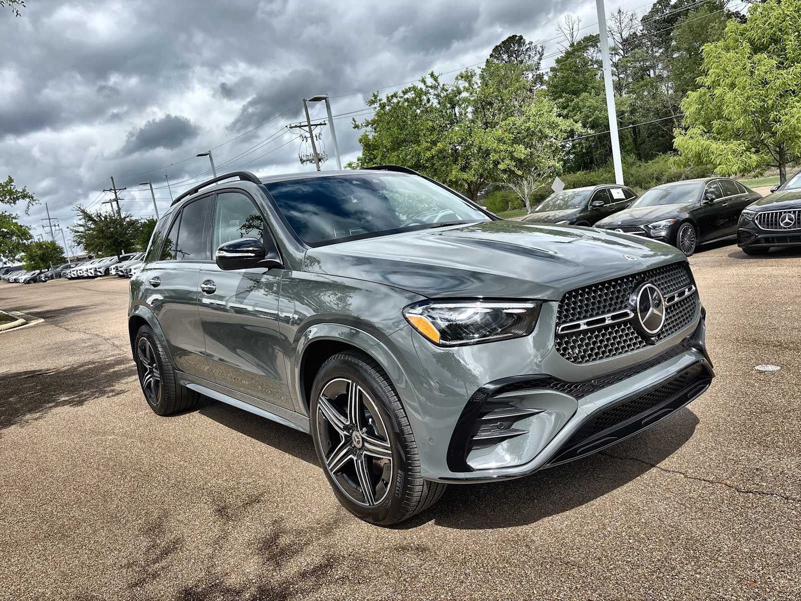 Thumbnail: 2026 Mercedes-Benz GLE - 11
