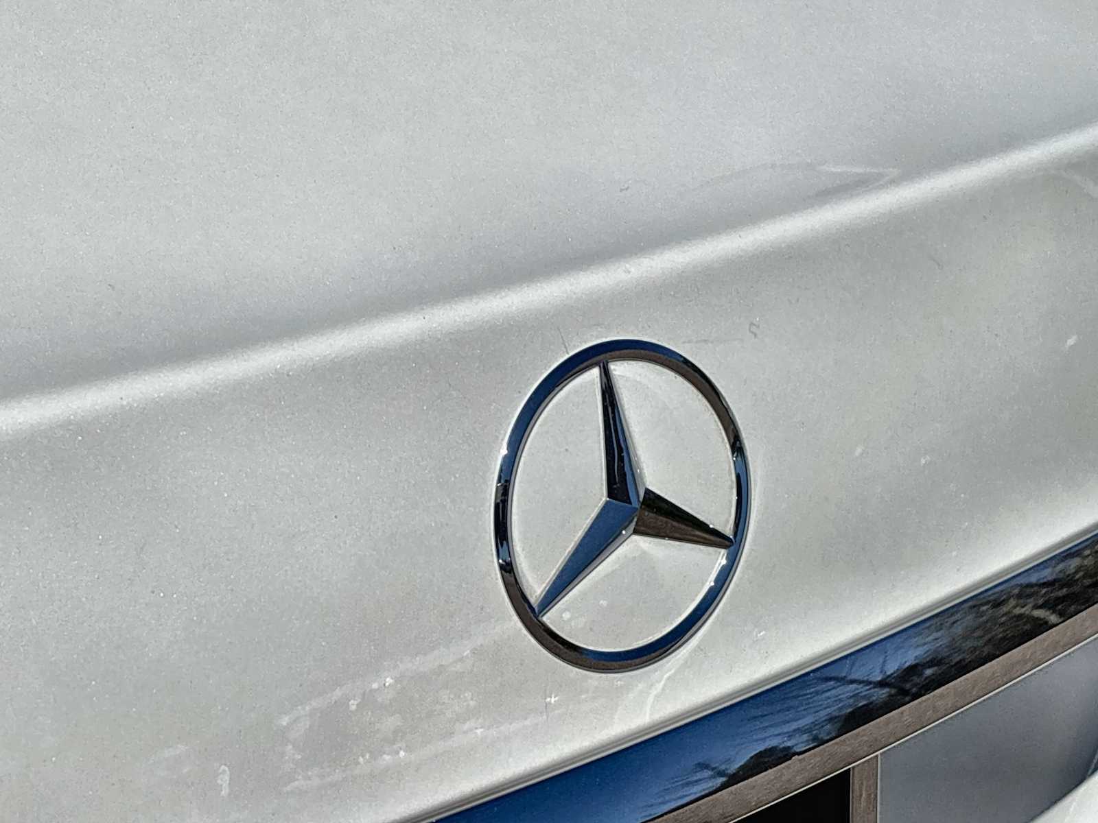 Thumbnail: 2016 Mercedes-Benz S-Class - 16