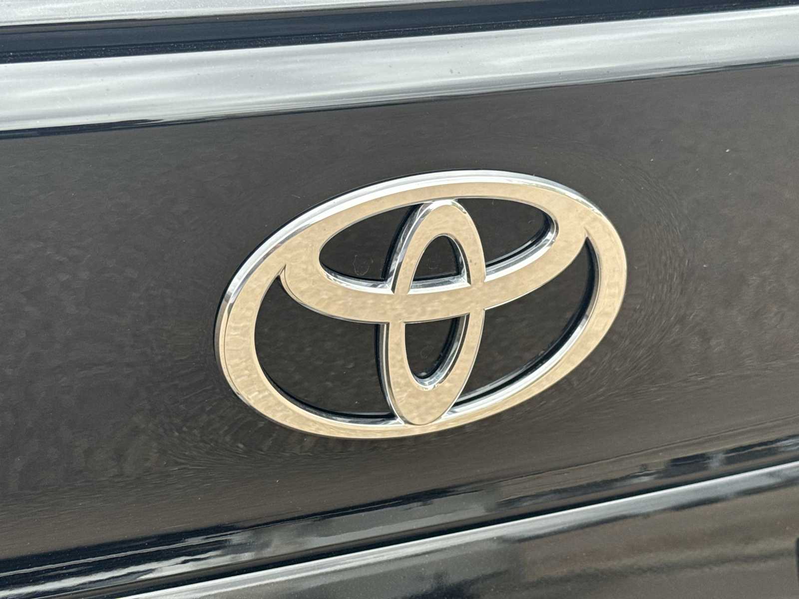 Thumbnail: 2026 Toyota Camry - 9