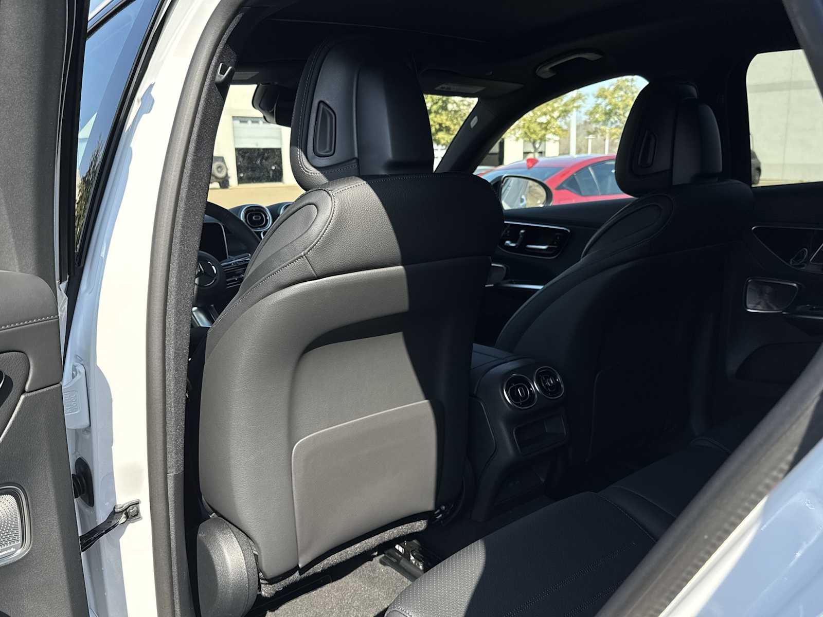 Thumbnail: 2026 Mercedes-Benz GLC - 16