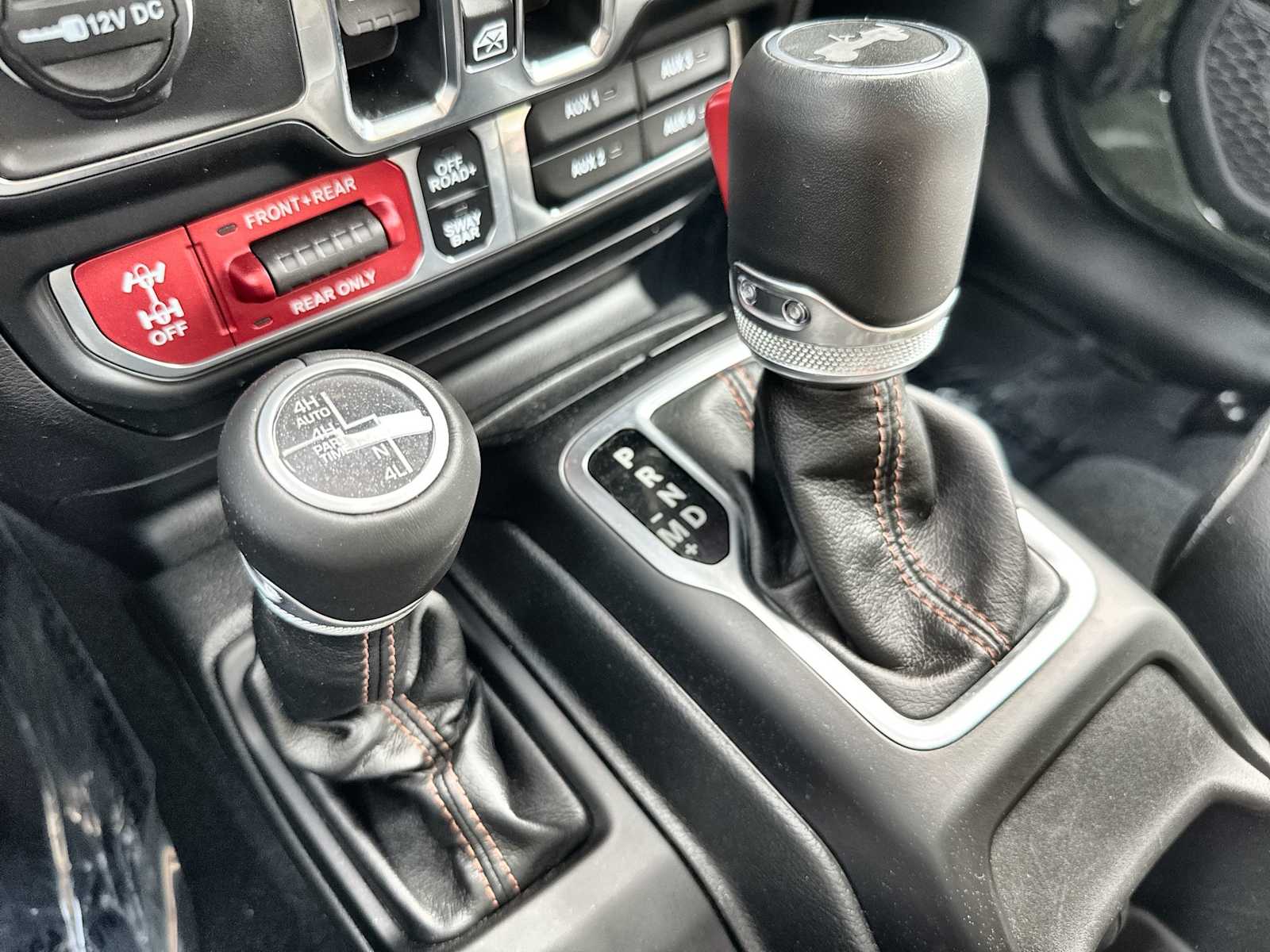 Thumbnail: 2023 Jeep Wrangler - 29