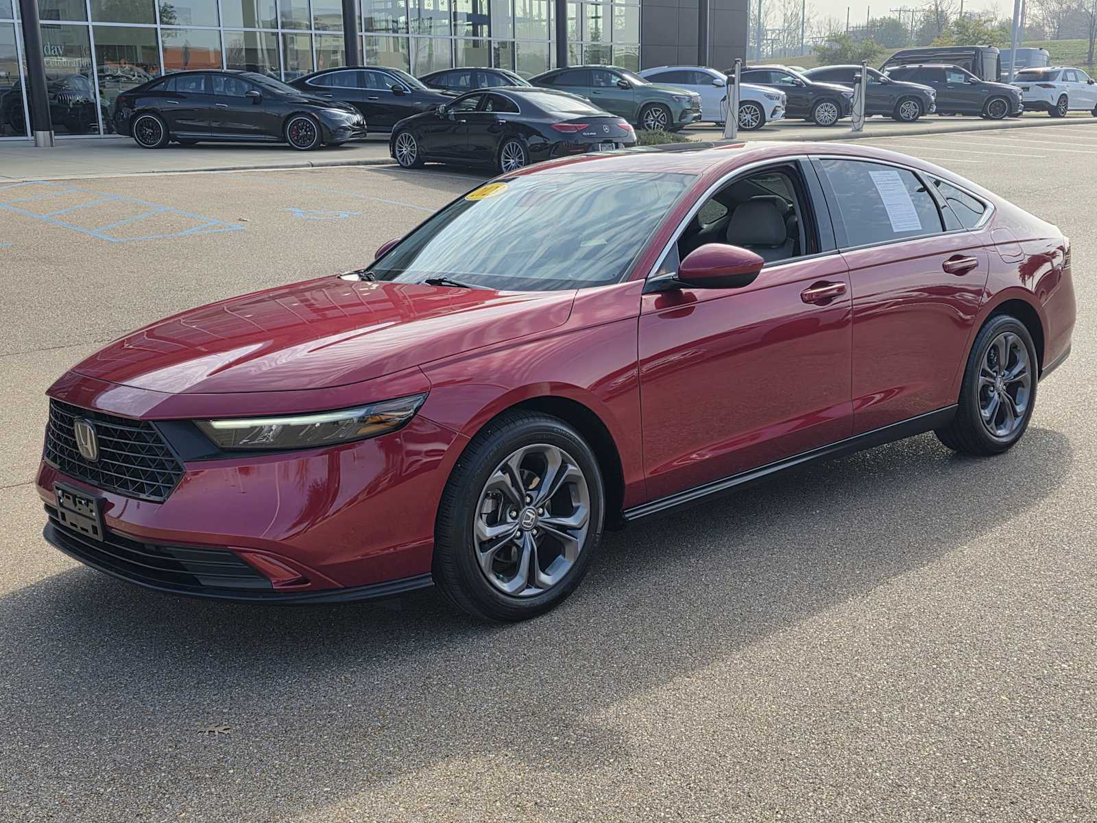 2023 Honda Accord EX's photo