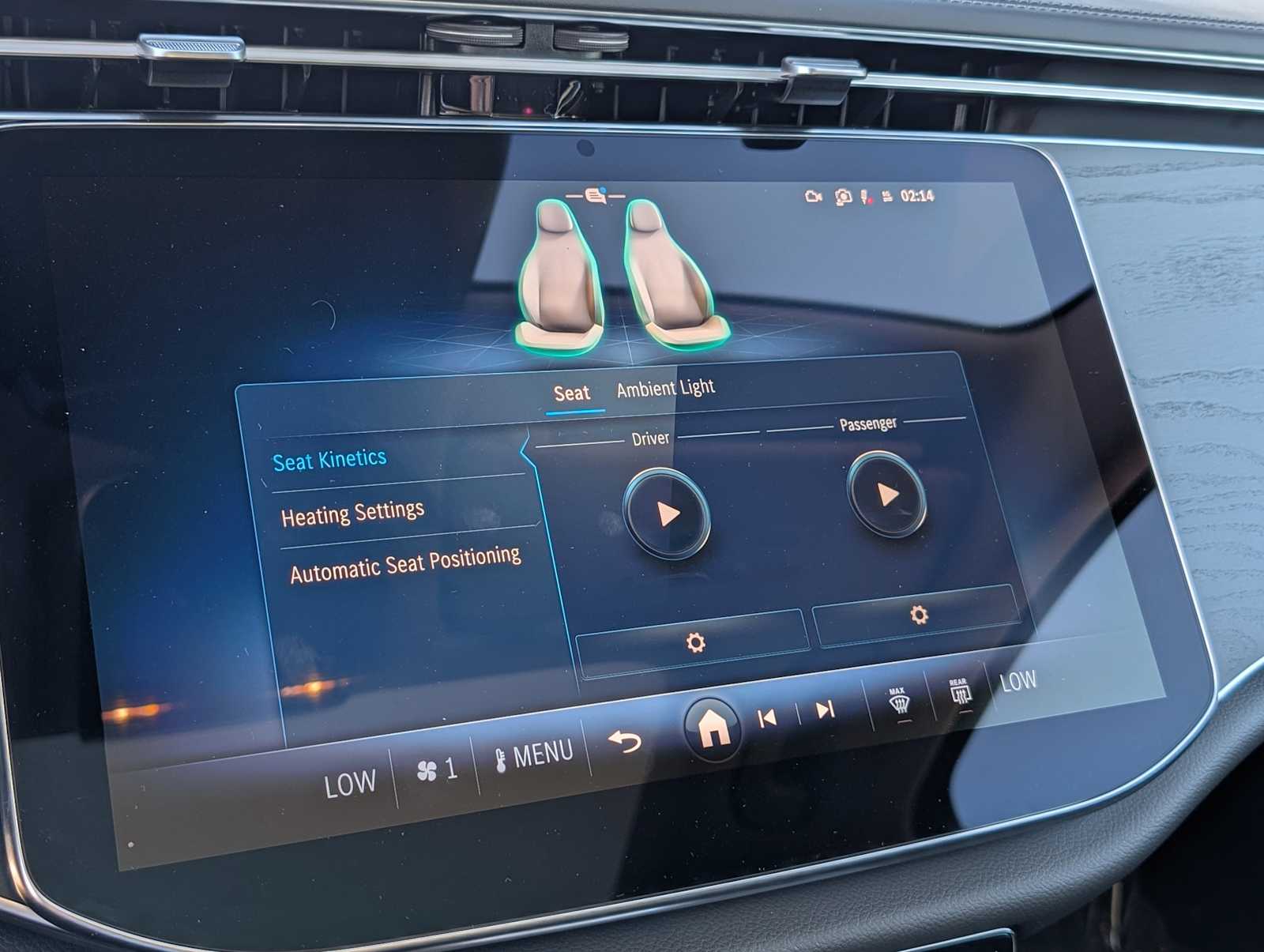 Thumbnail: 2026 Mercedes-Benz E-Class - 11