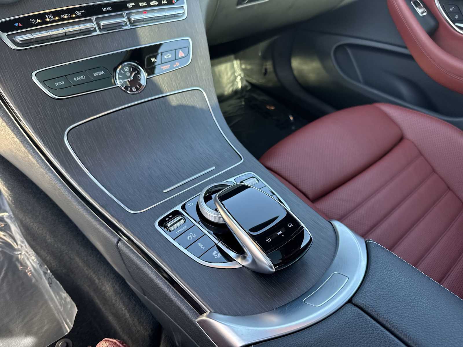 Thumbnail: 2022 Mercedes-Benz C-Class - 30