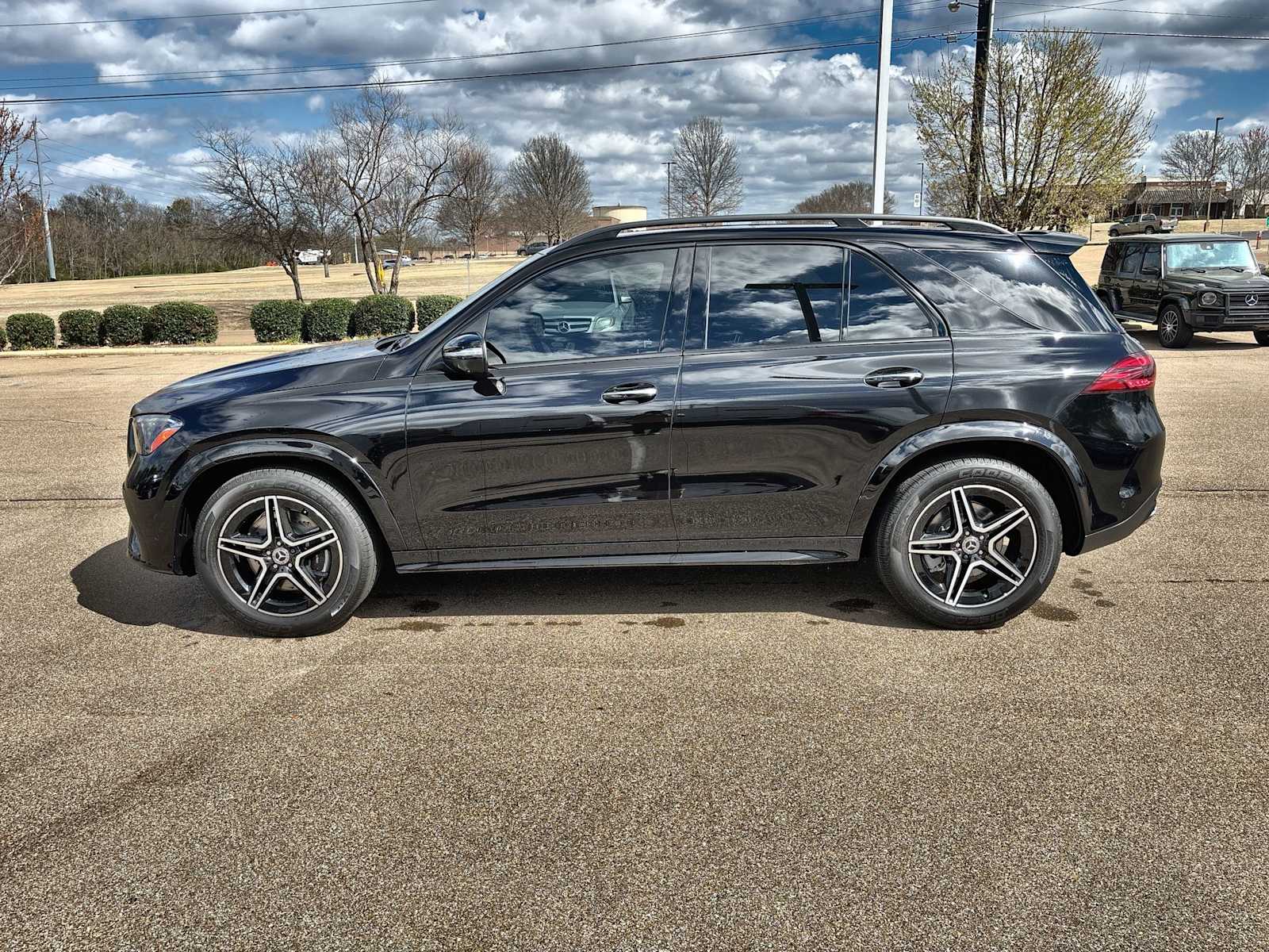 Thumbnail: 2026 Mercedes-Benz GLE - 5