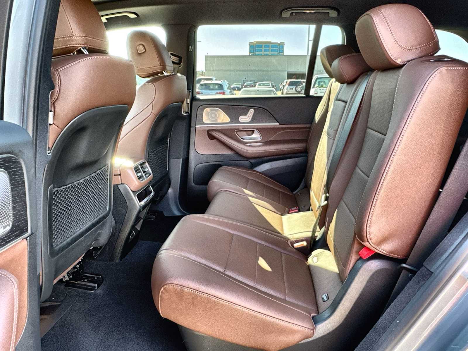 Thumbnail: 2025 Mercedes-Benz GLS - 4