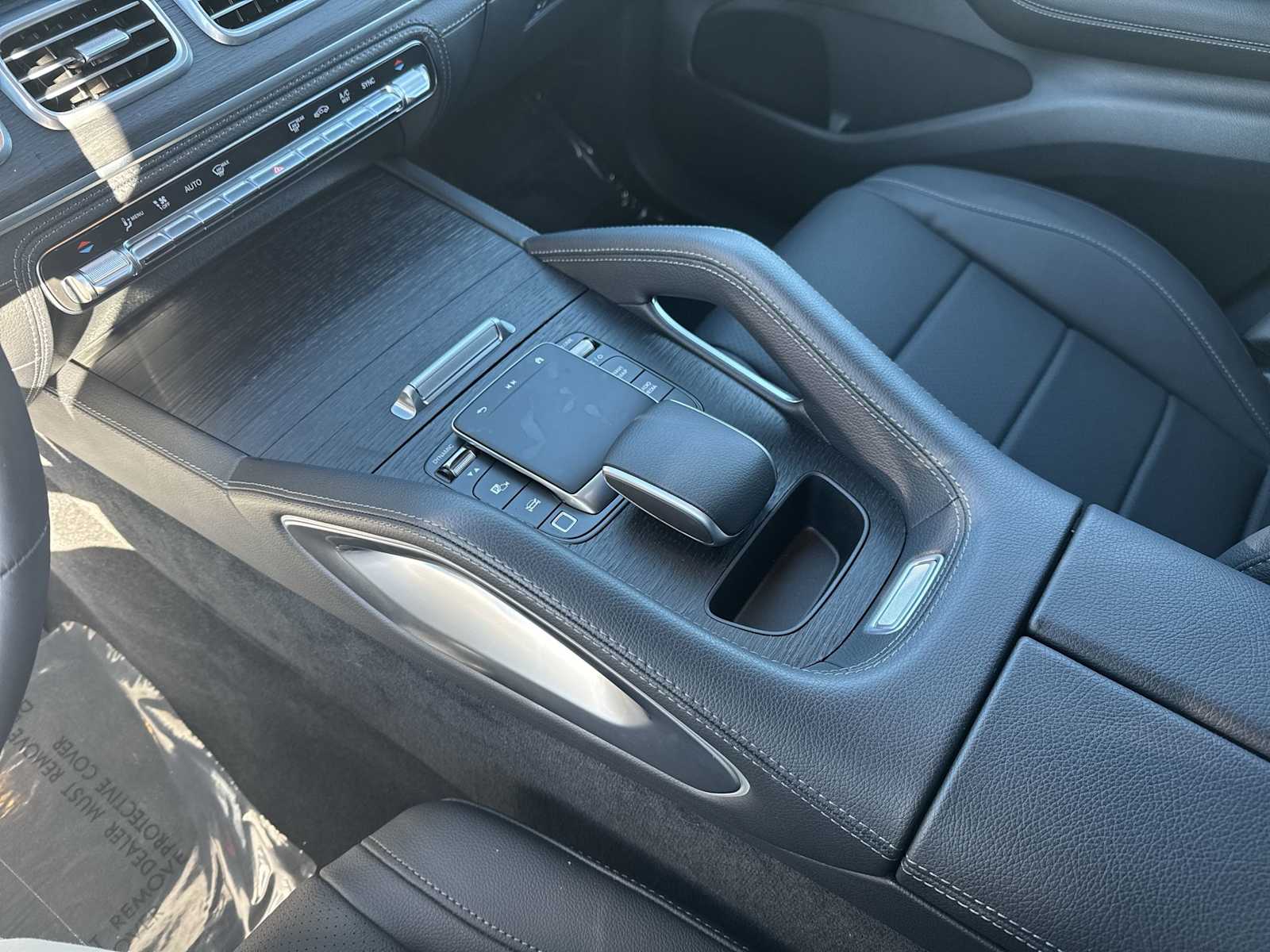 Thumbnail: 2026 Mercedes-Benz GLE - 22