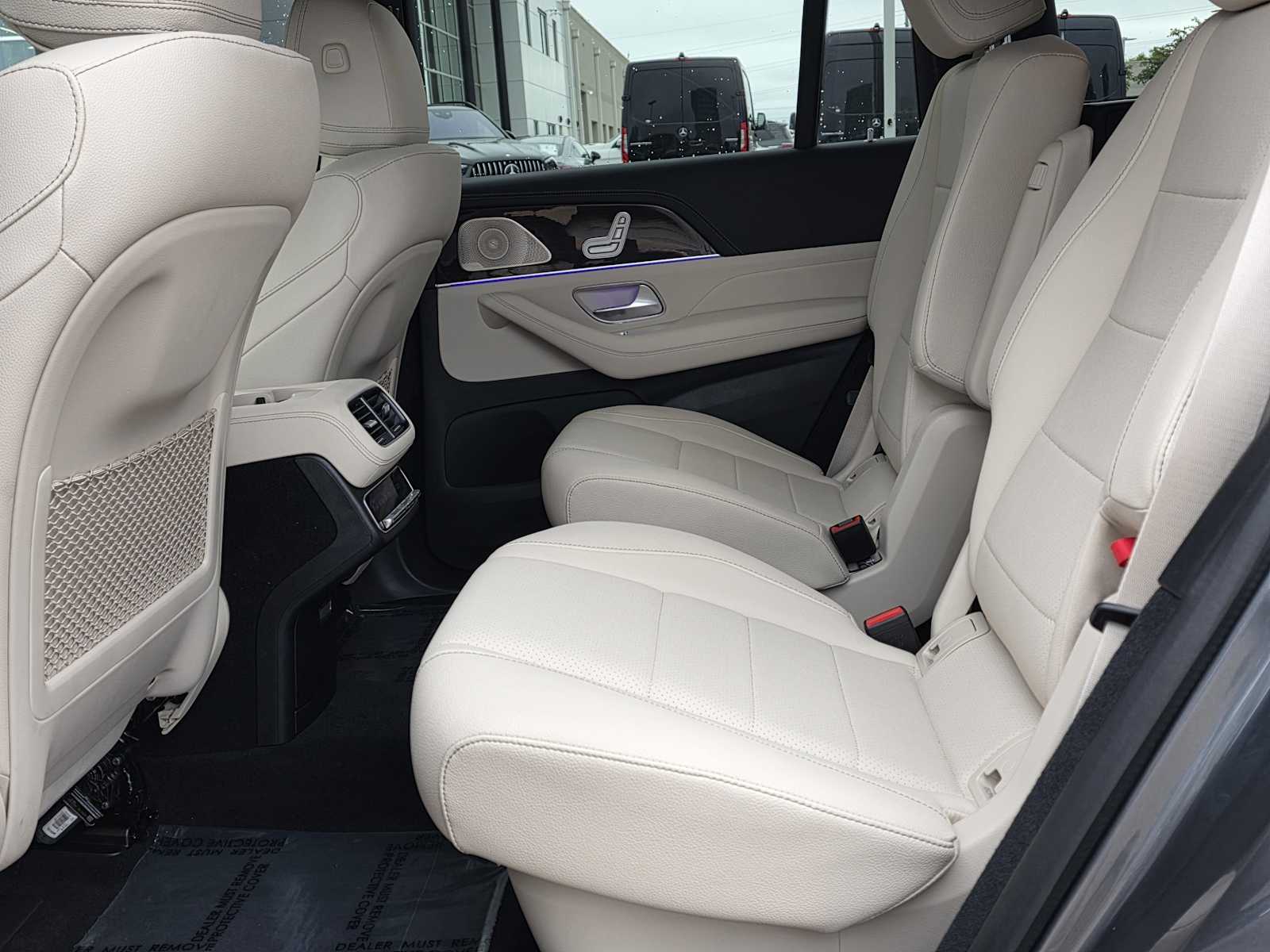 Thumbnail: 2025 Mercedes-Benz GLS - 16