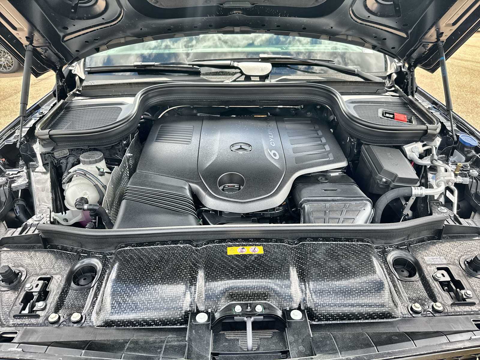 Thumbnail: 2026 Mercedes-Benz GLE - 13